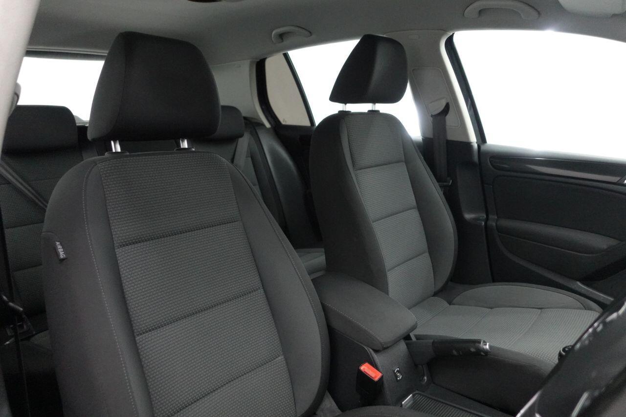 Volkswagen Golf - Image 3
