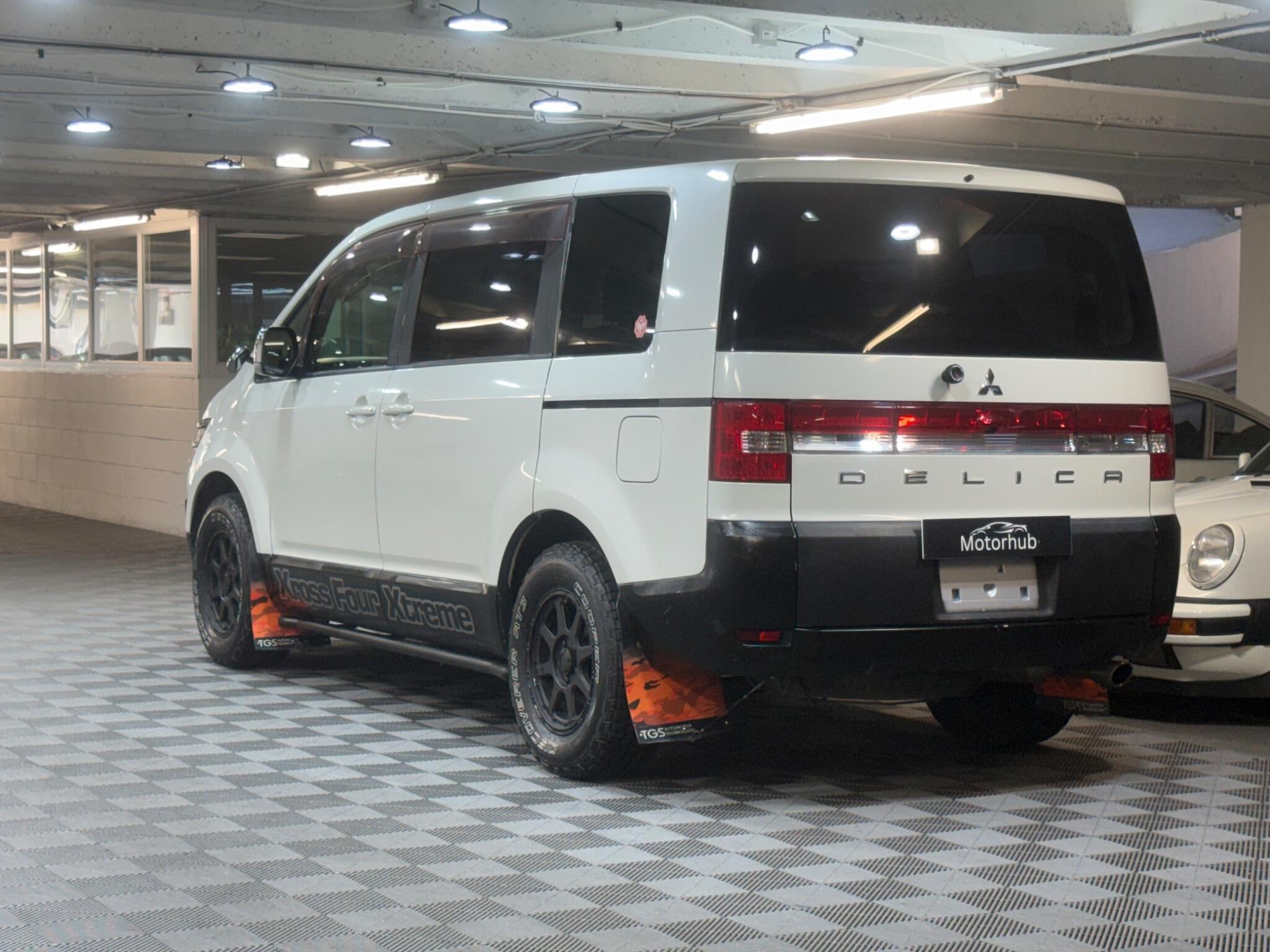 Mitsubishi Delica - Image 4