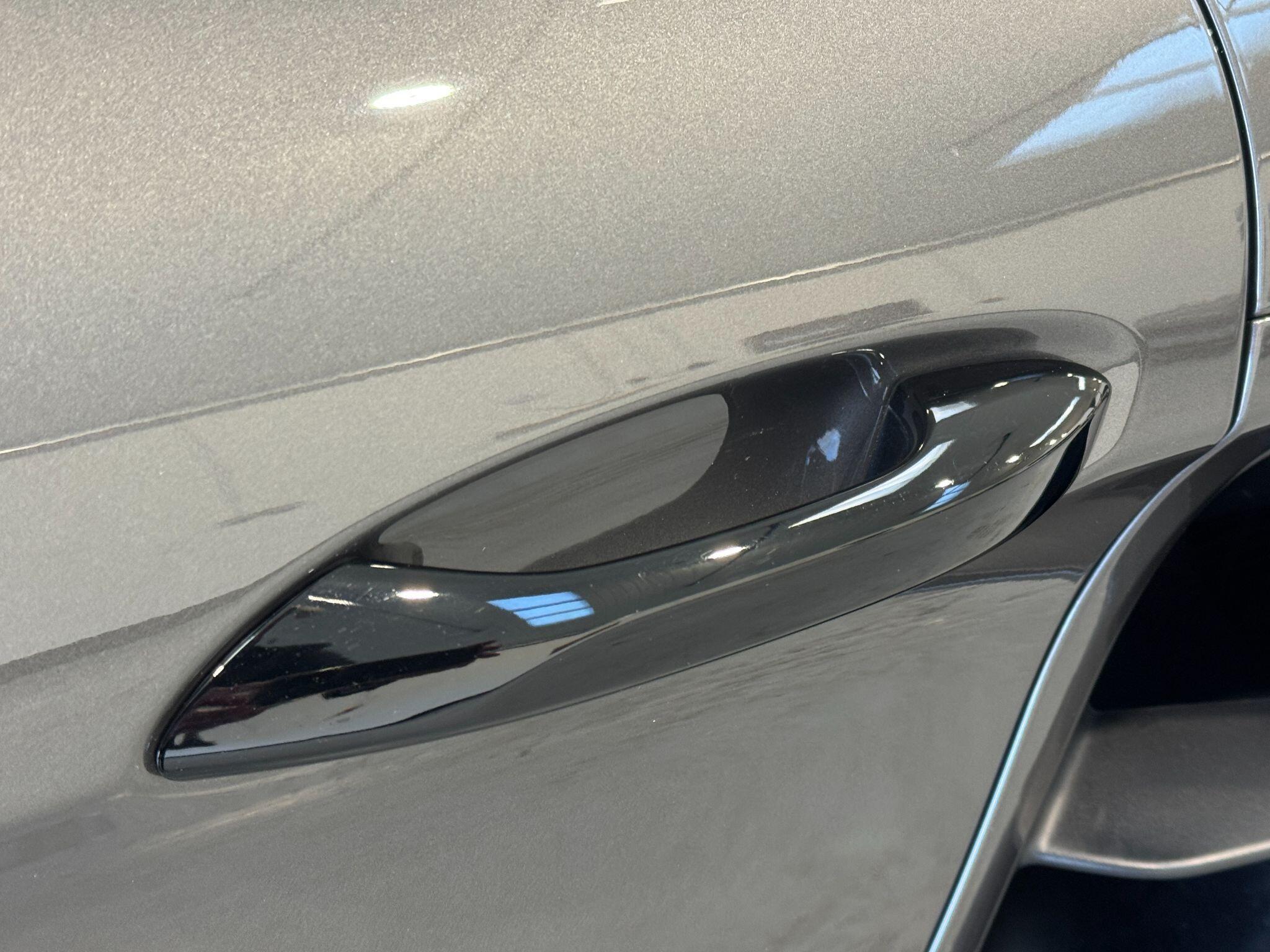 Porsche 718 Cayman - Image 35