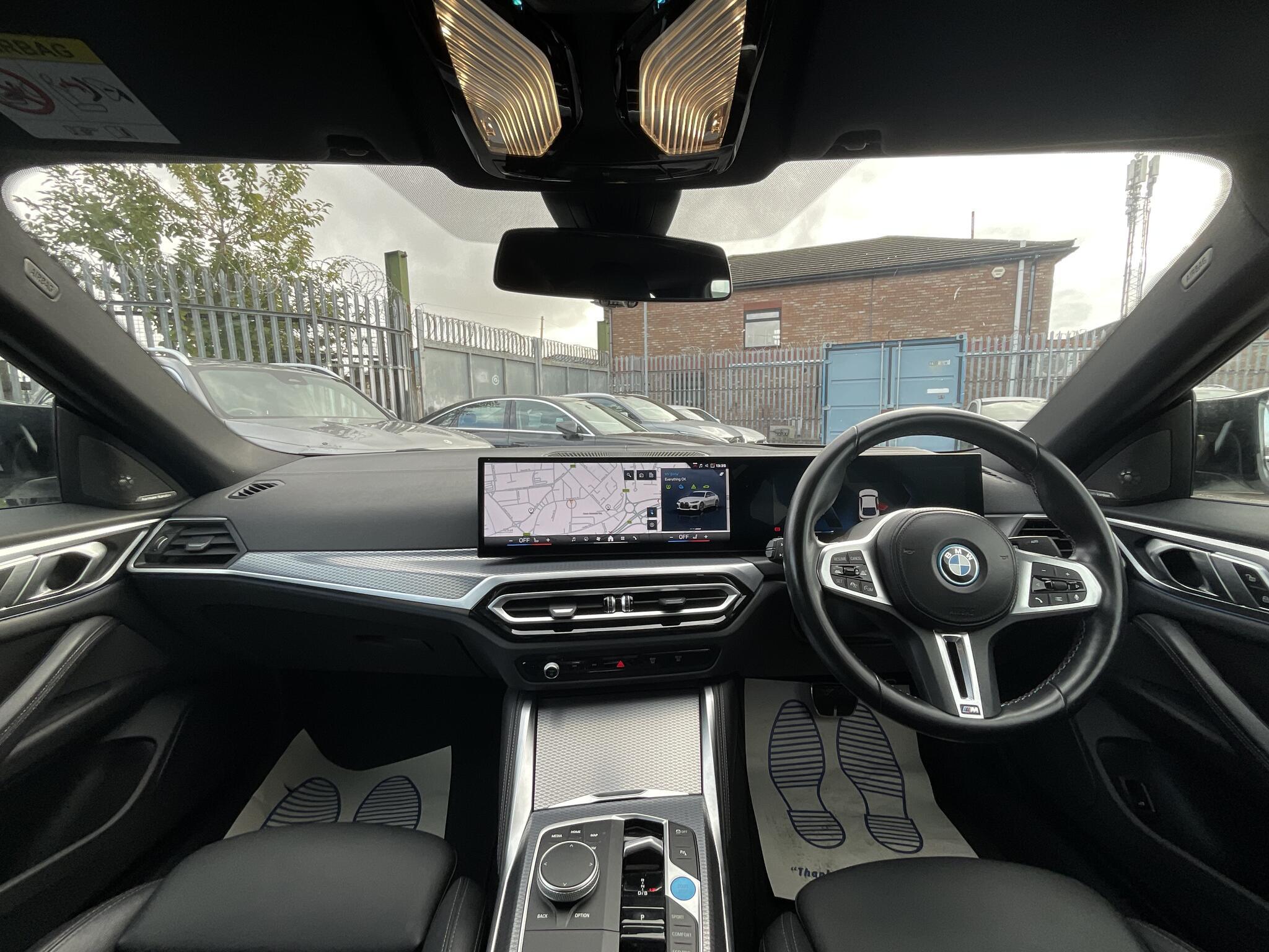 BMW I4 - Image 6