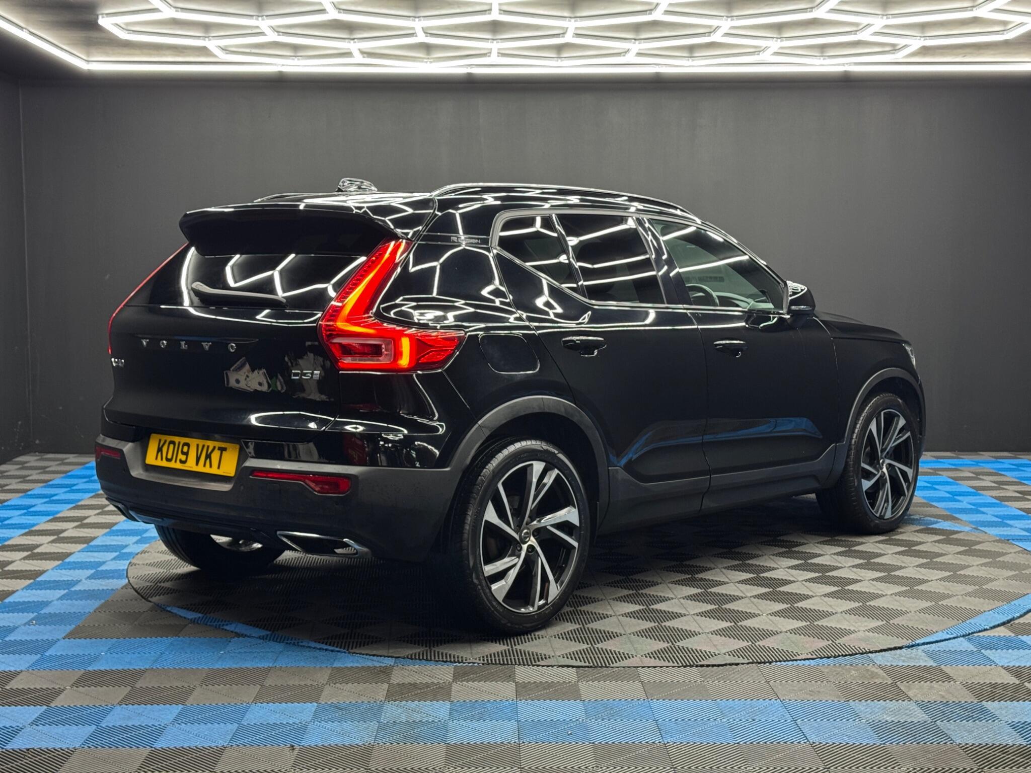 Volvo XC40 - Image 5