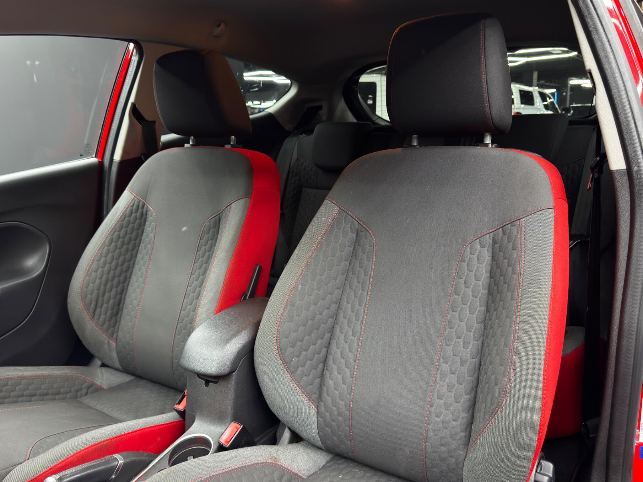 Ford Fiesta - Image 21