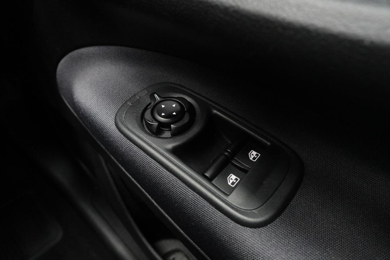 Fiat 500e - Image 50