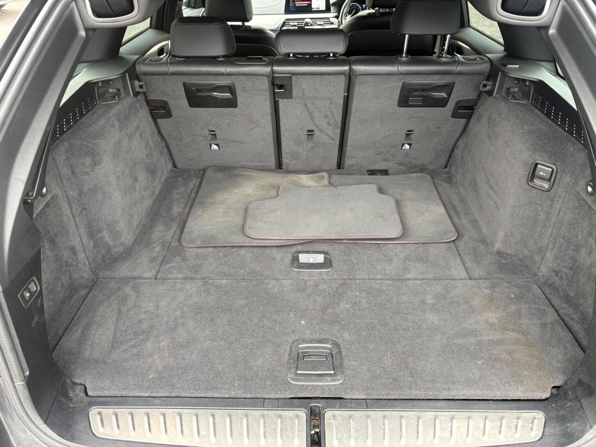 BMW 5 Series - Image 20