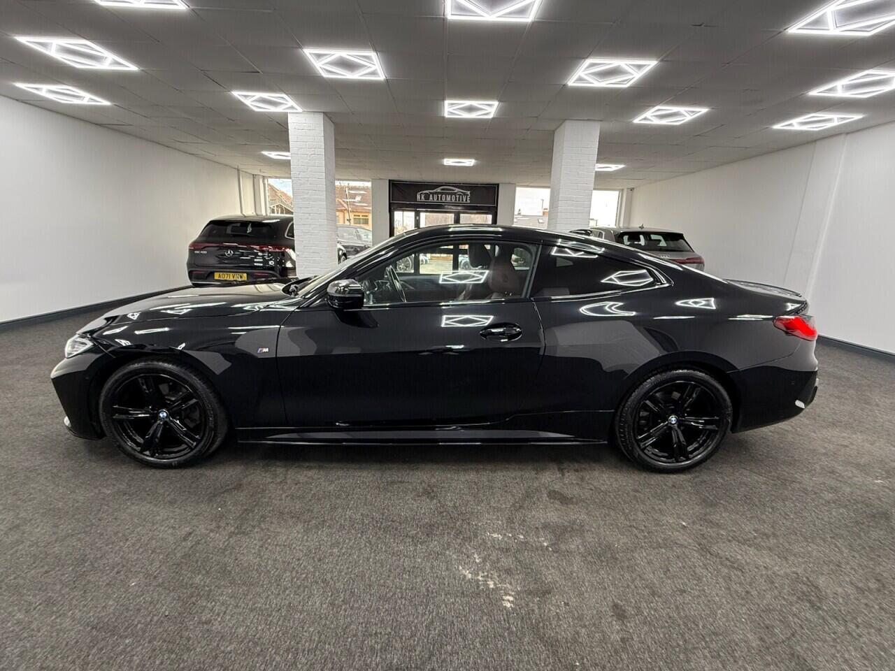 BMW 4 Series - Image 12