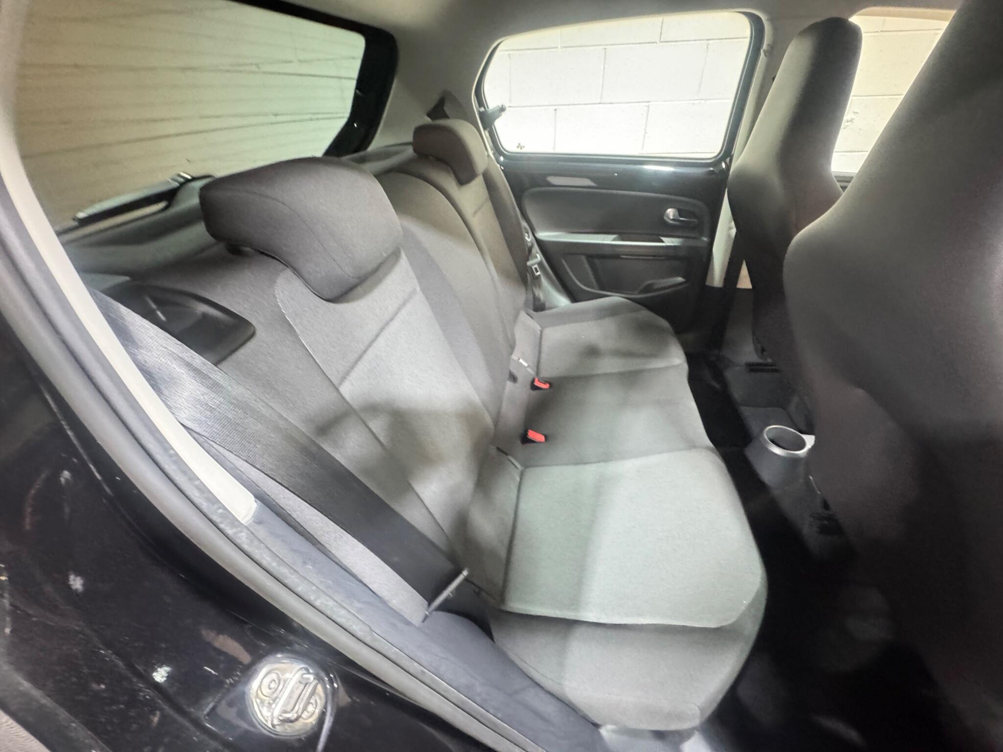 Volkswagen up! - Image 12