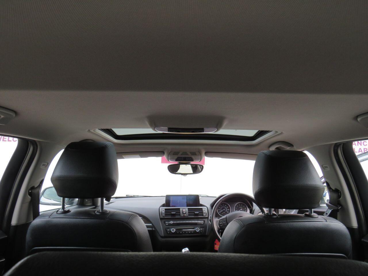 BMW 1 Series - Image 12