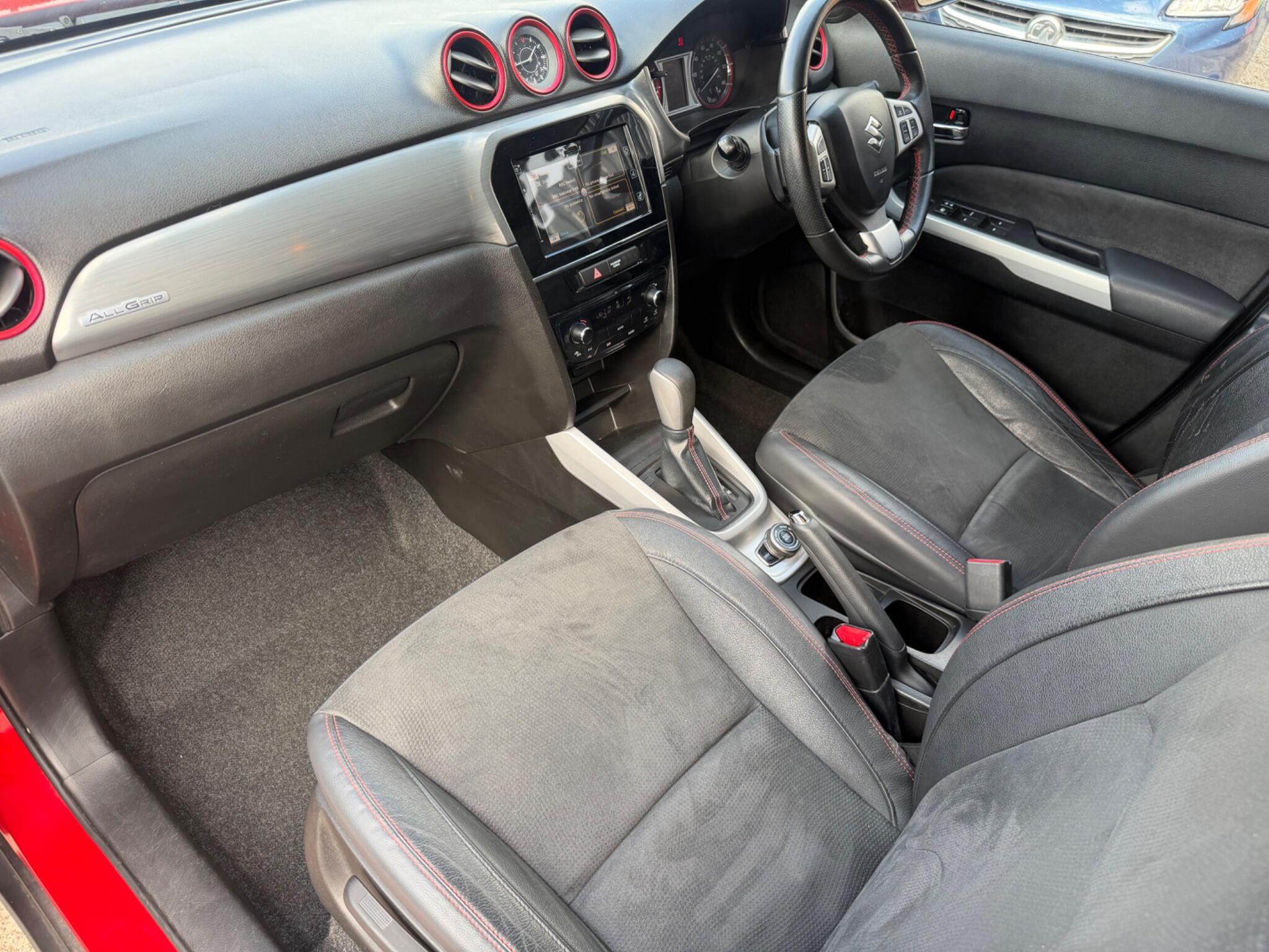Suzuki Vitara - Image 12