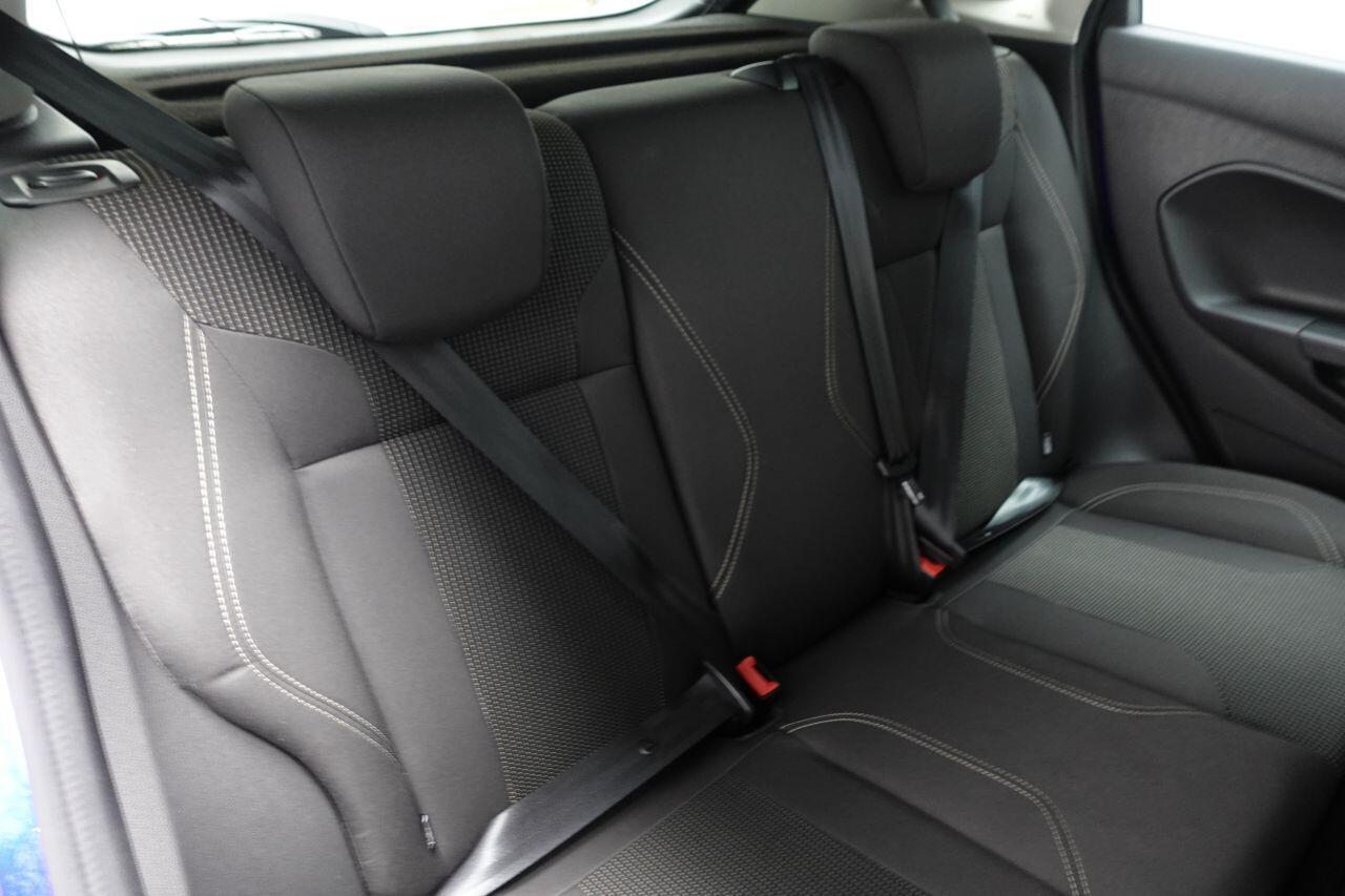 Ford Fiesta - Image 18