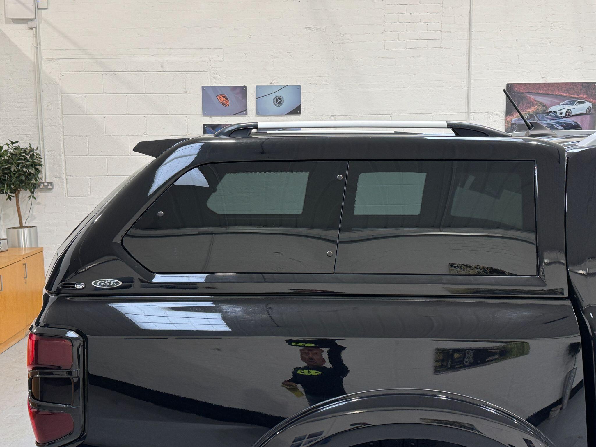 Ford Ranger - Image 8