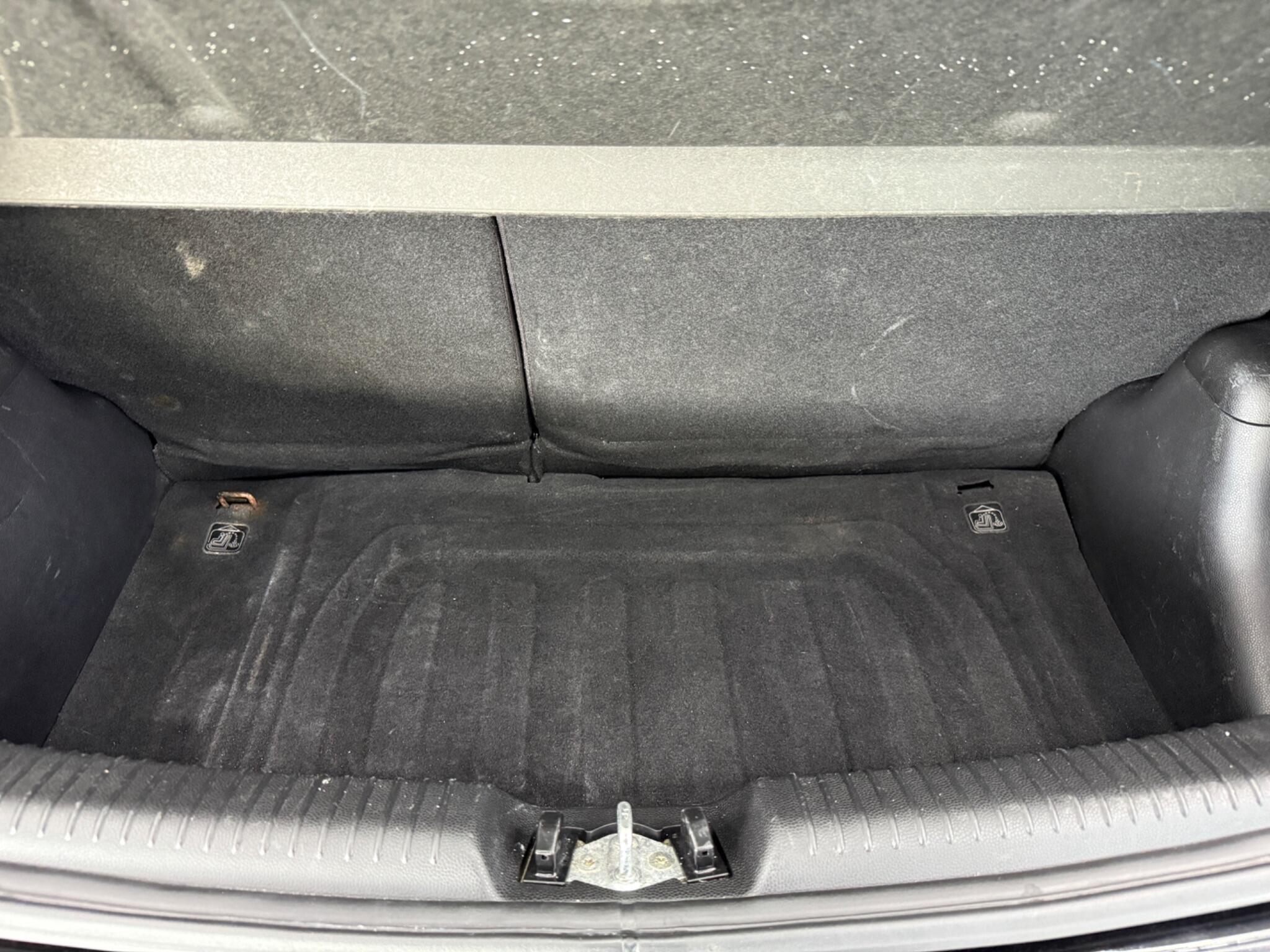 Kia Picanto - Image 19