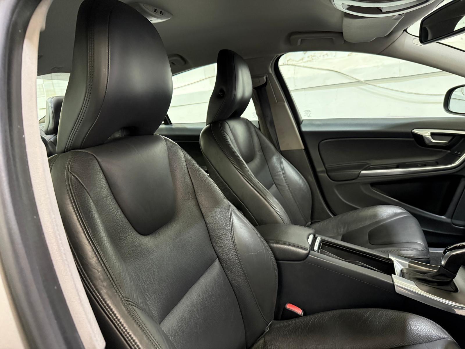 Volvo S60 - Image 32