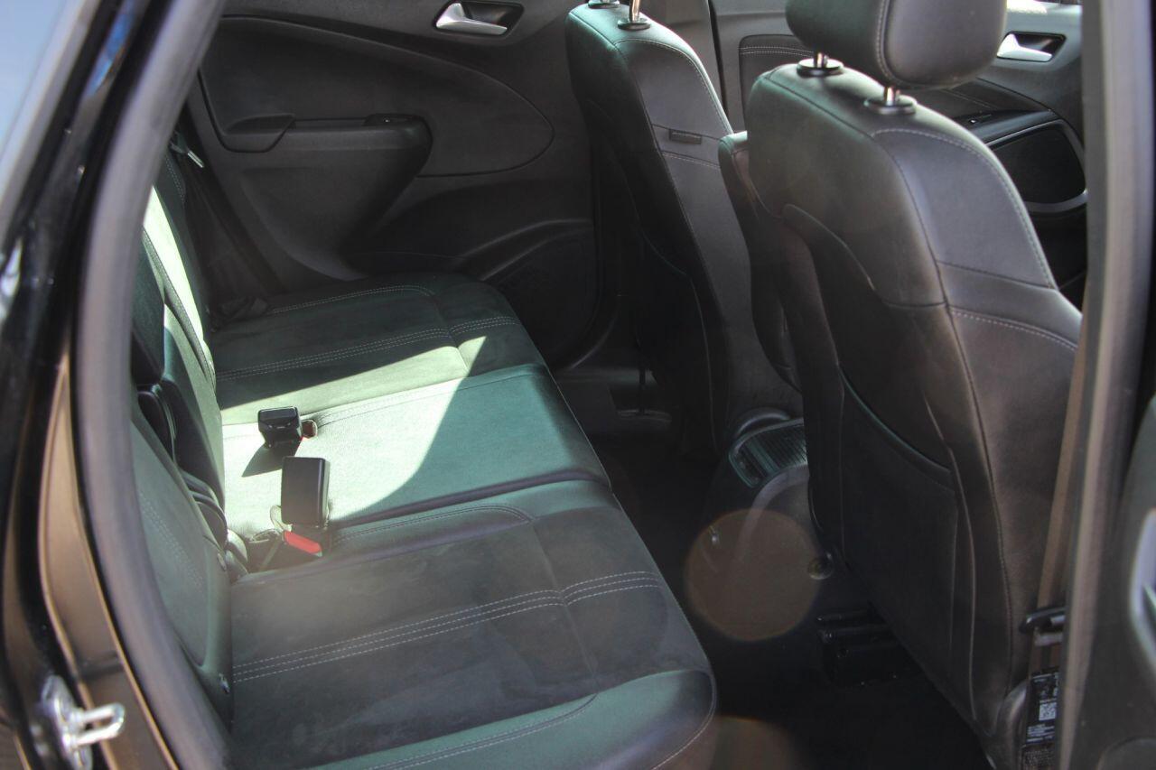 Vauxhall Crossland - Image 14