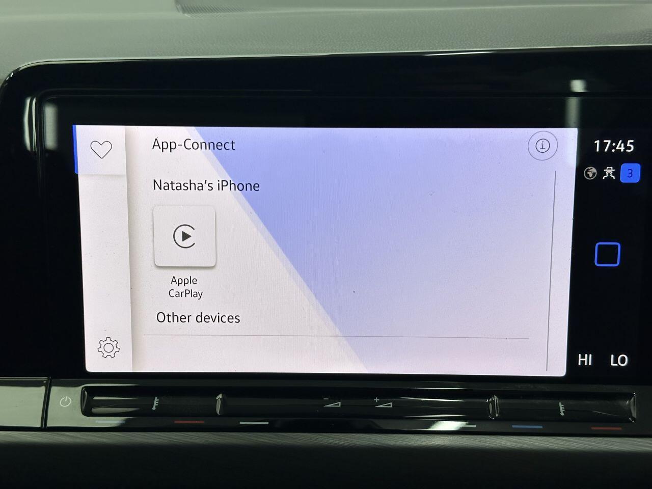 Volkswagen Golf - Image 32