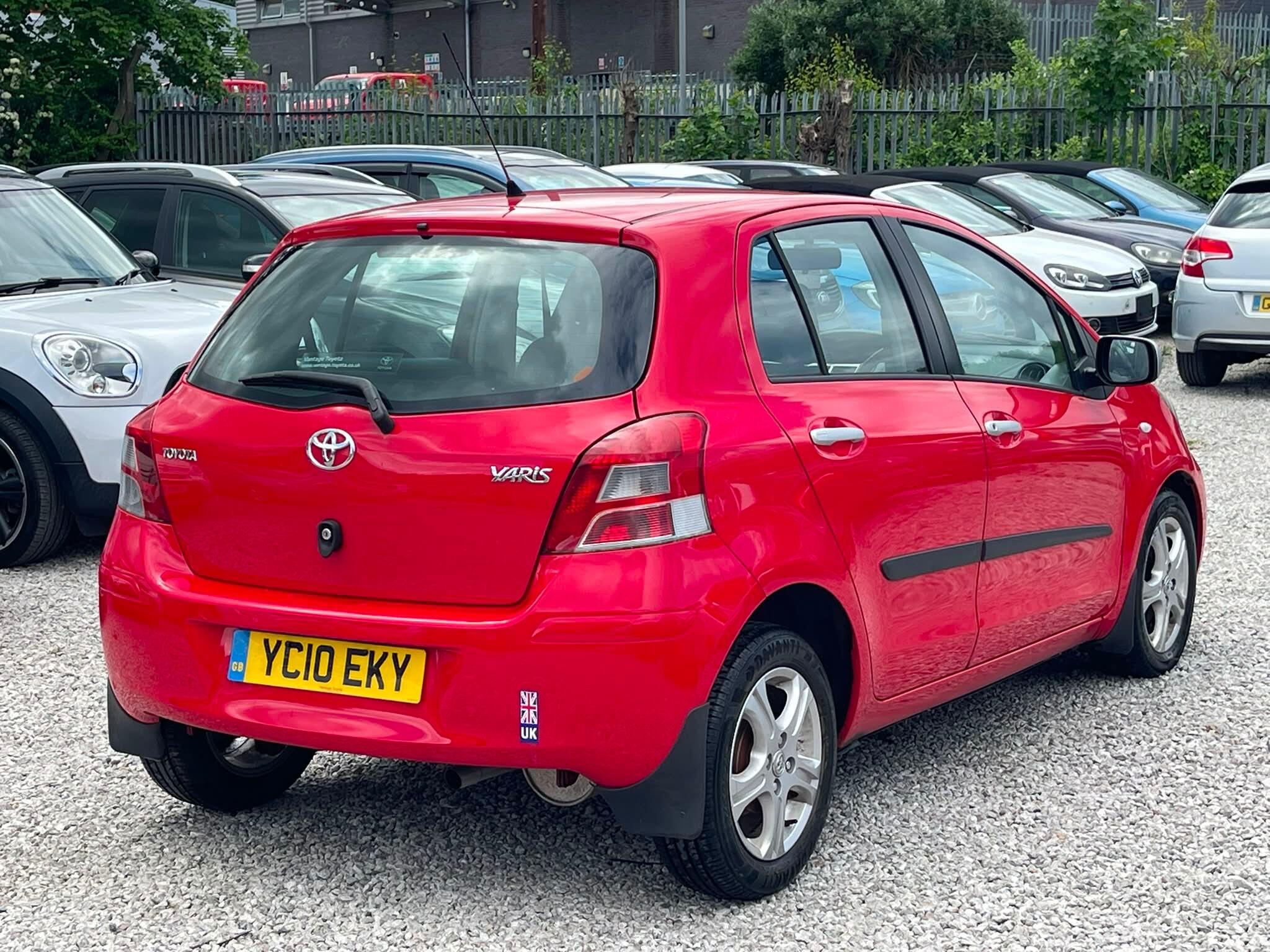 Toyota Yaris - Image 7
