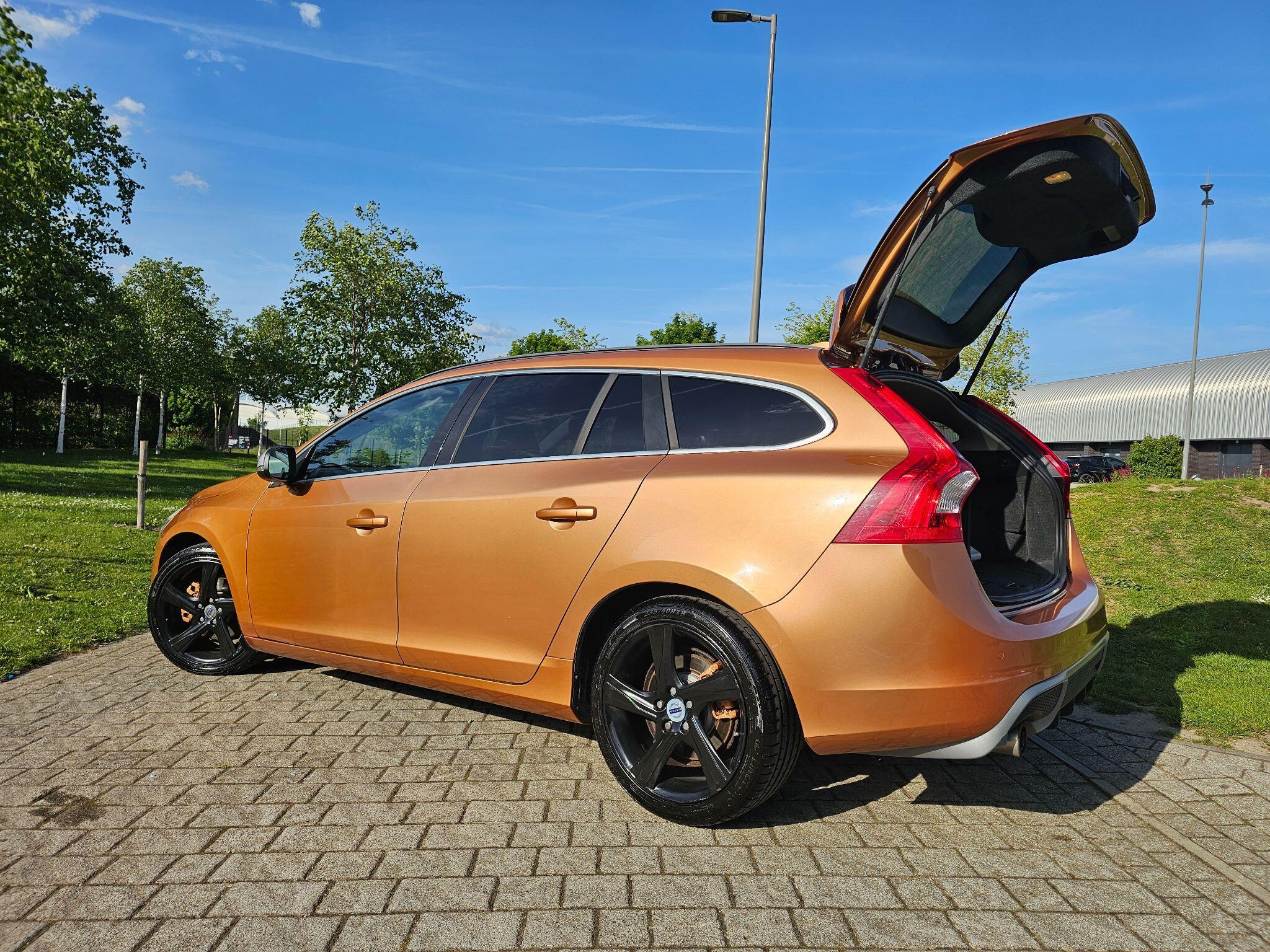 Volvo V60 - Image 6