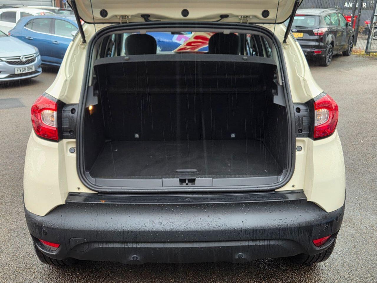 Renault Captur - Image 10