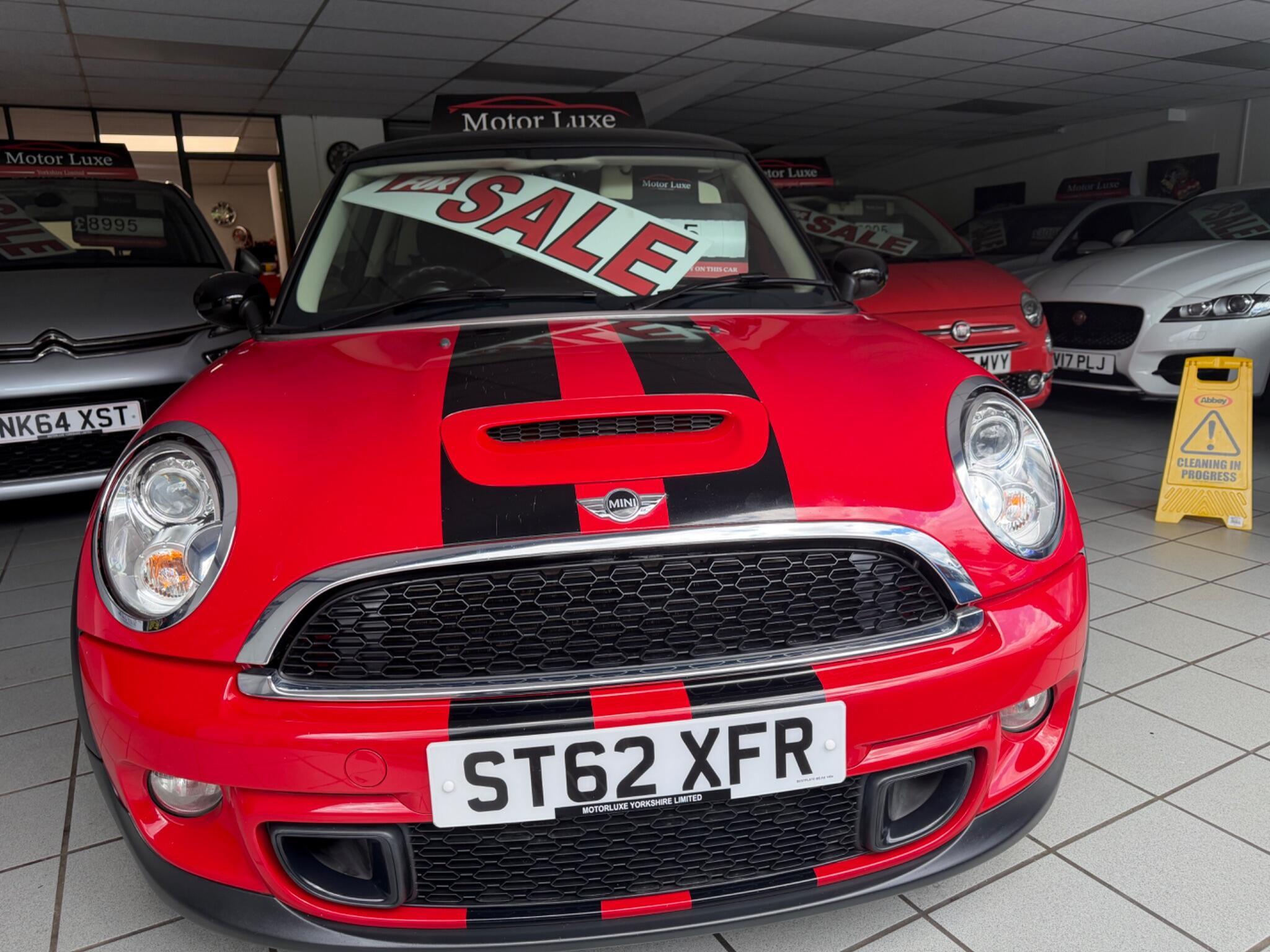 MINI Hatch - Image 16