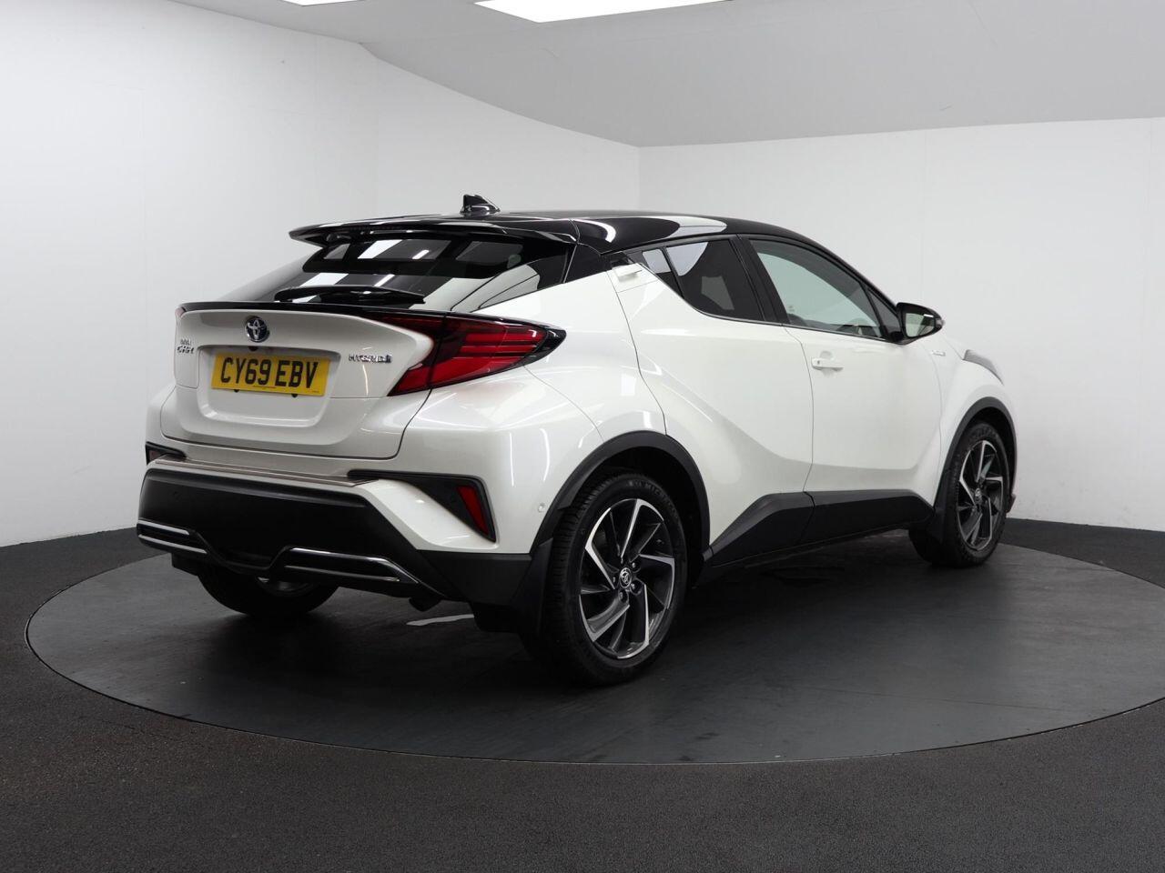 Toyota C-Hr - Image 11
