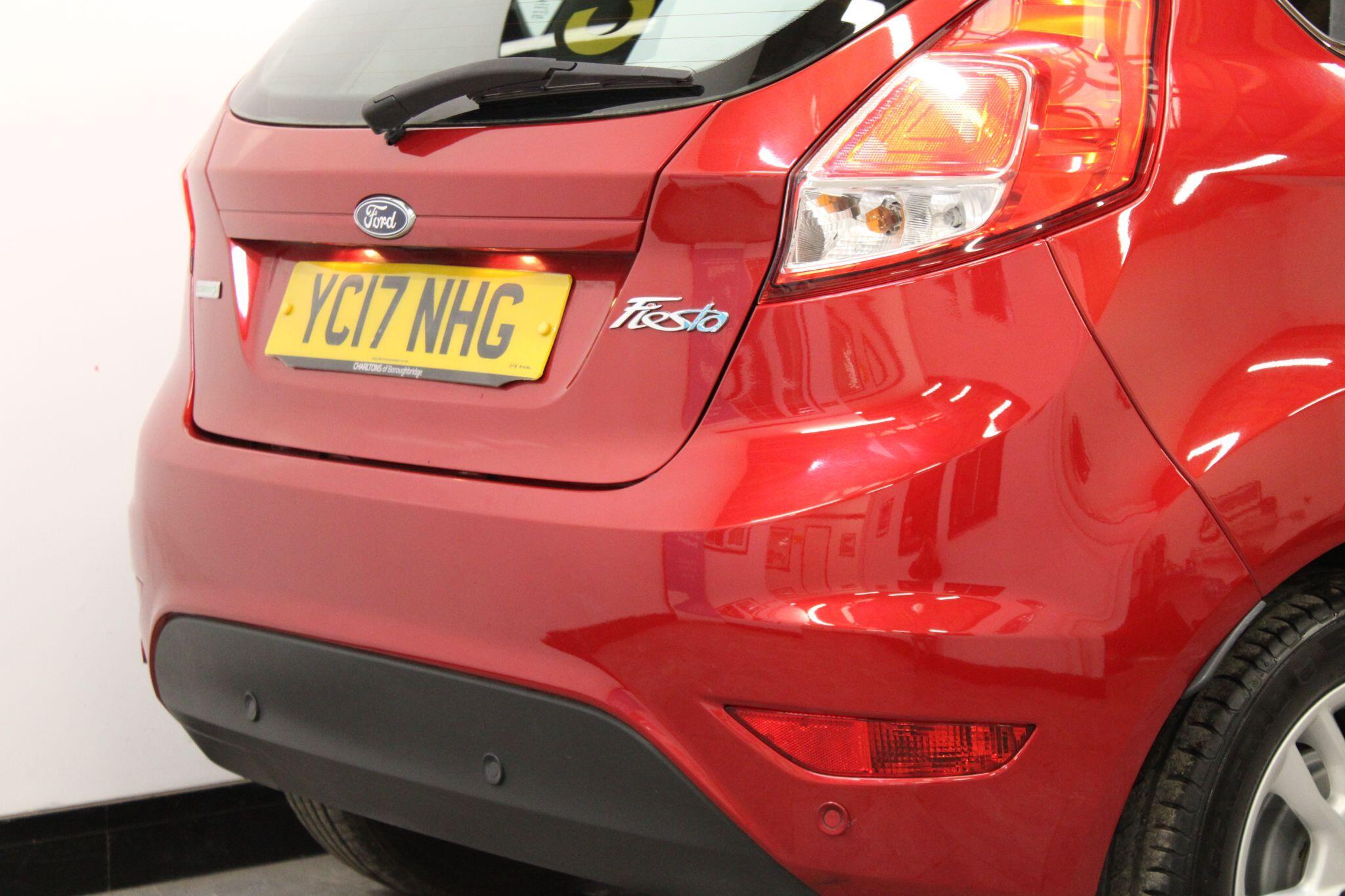 Ford Fiesta - Image 11
