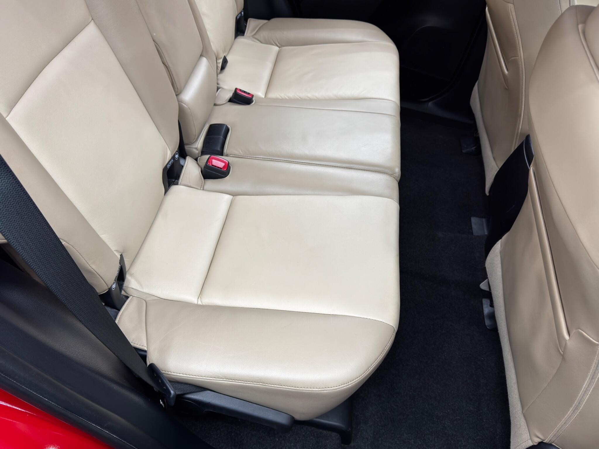 Toyota RAV4 - Image 16