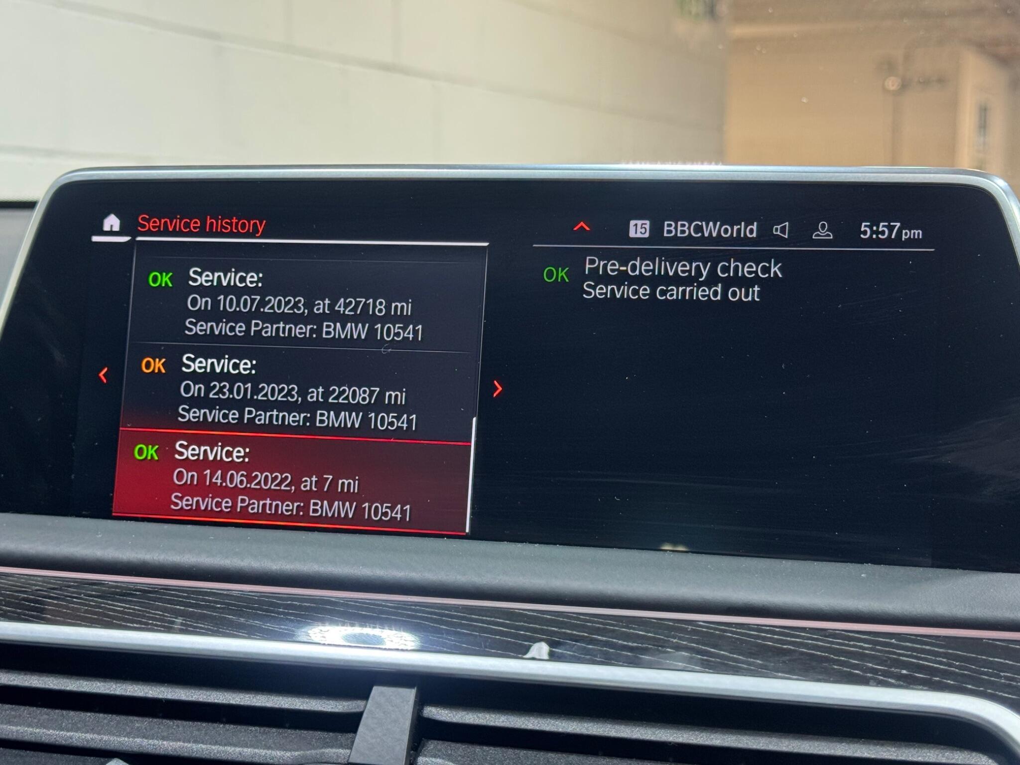 BMW 7 Series - Image 14