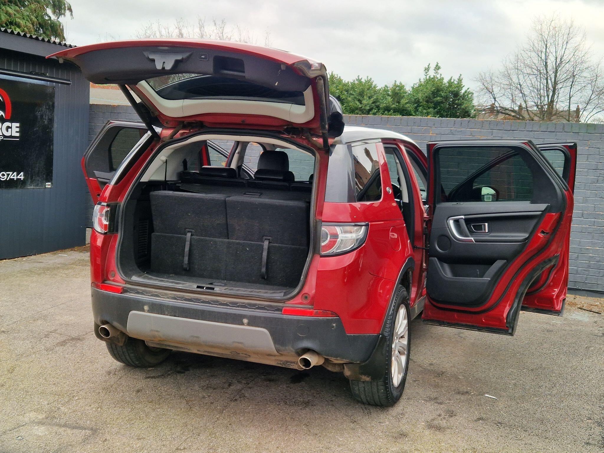 Land Rover DISCOVERY SPORT - Image 14