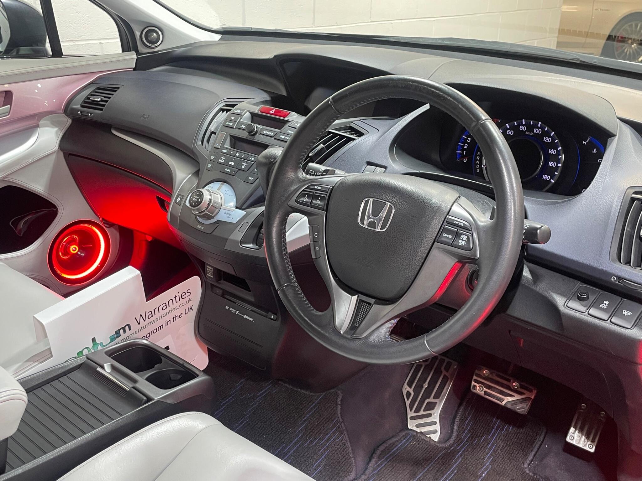 Honda Odyssey - Image 8
