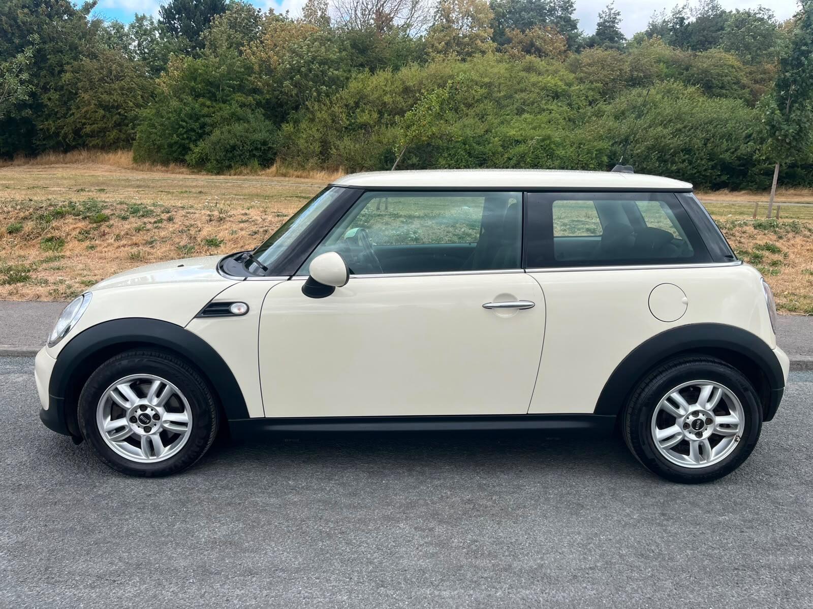 MINI Hatch - Image 5