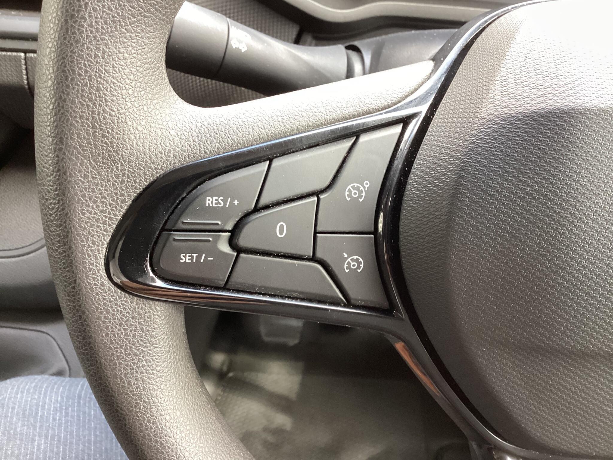 Renault Trafic - Image 19