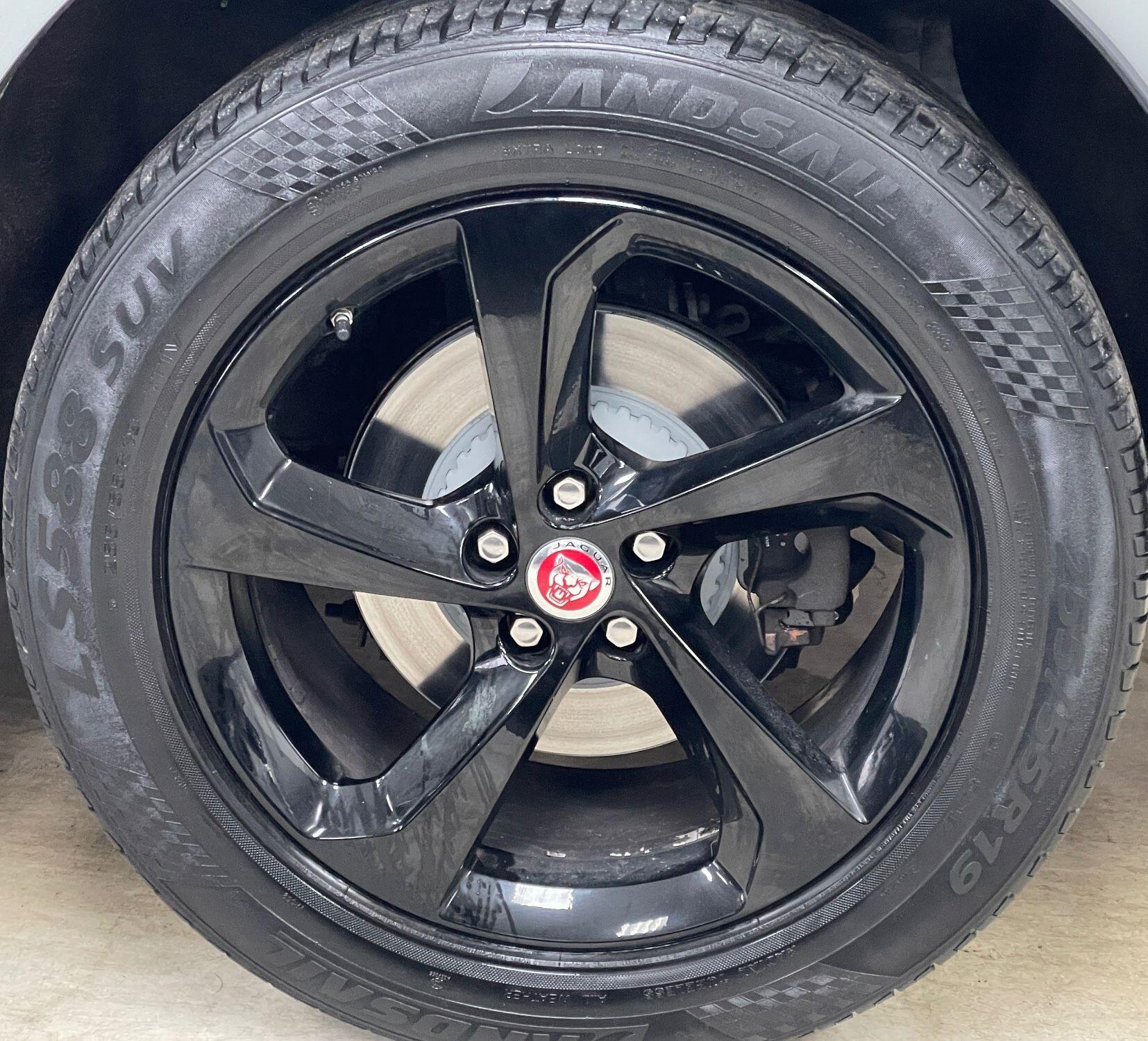 Jaguar F-Pace - Image 17