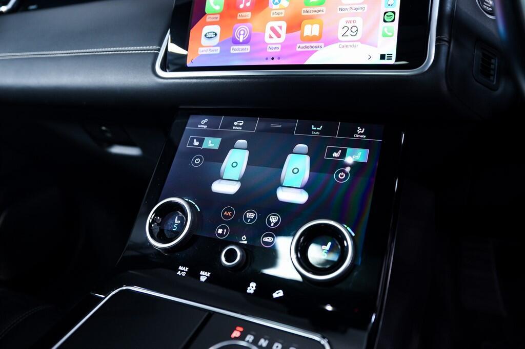 Land Rover Range Rover Velar - Image 24