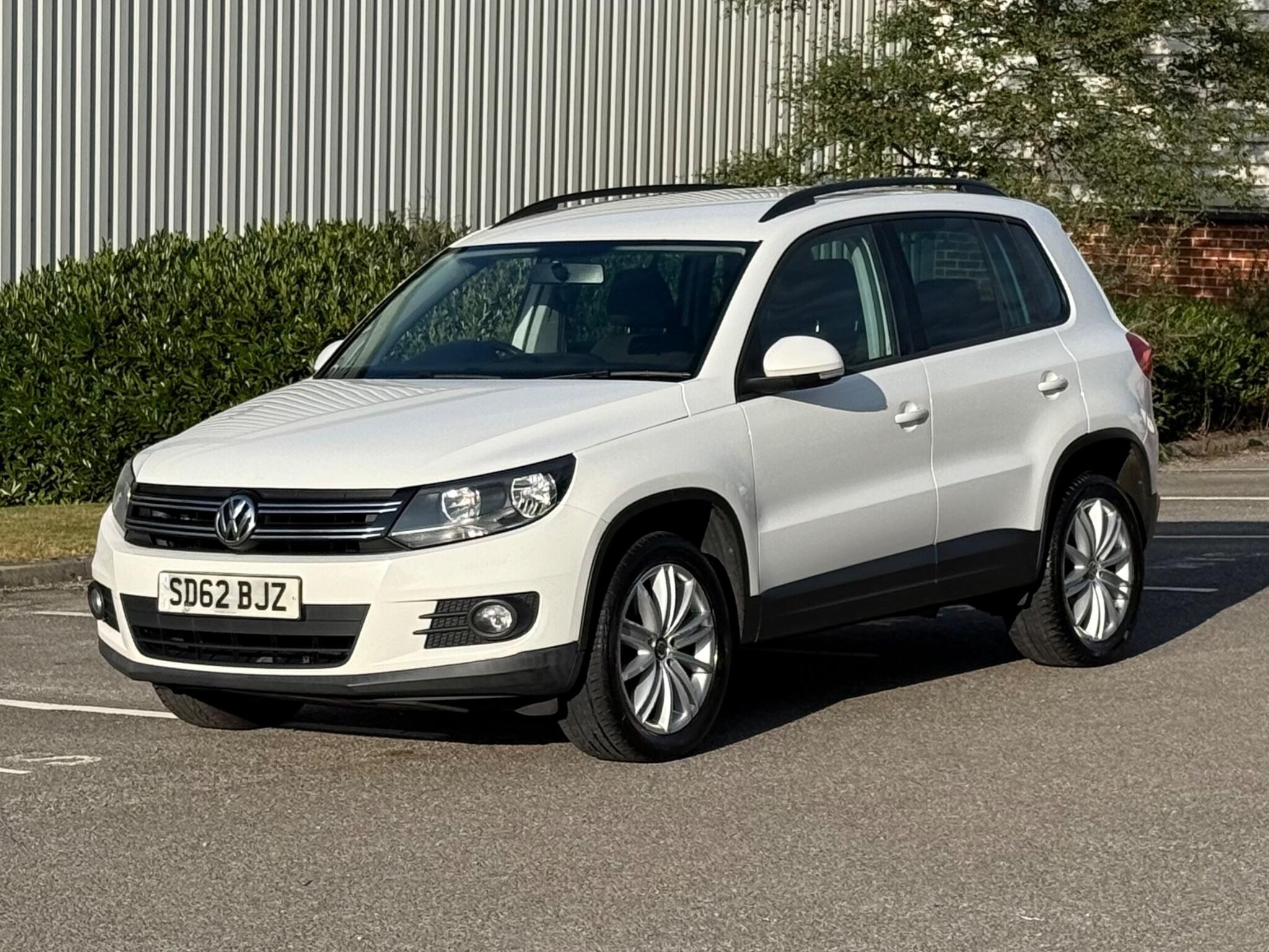 Volkswagen Tiguan - Image 8