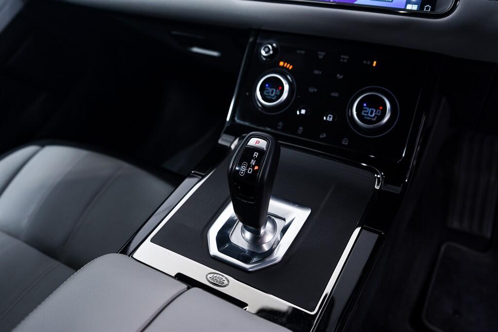 Land Rover Range Rover Evoque - Image 19