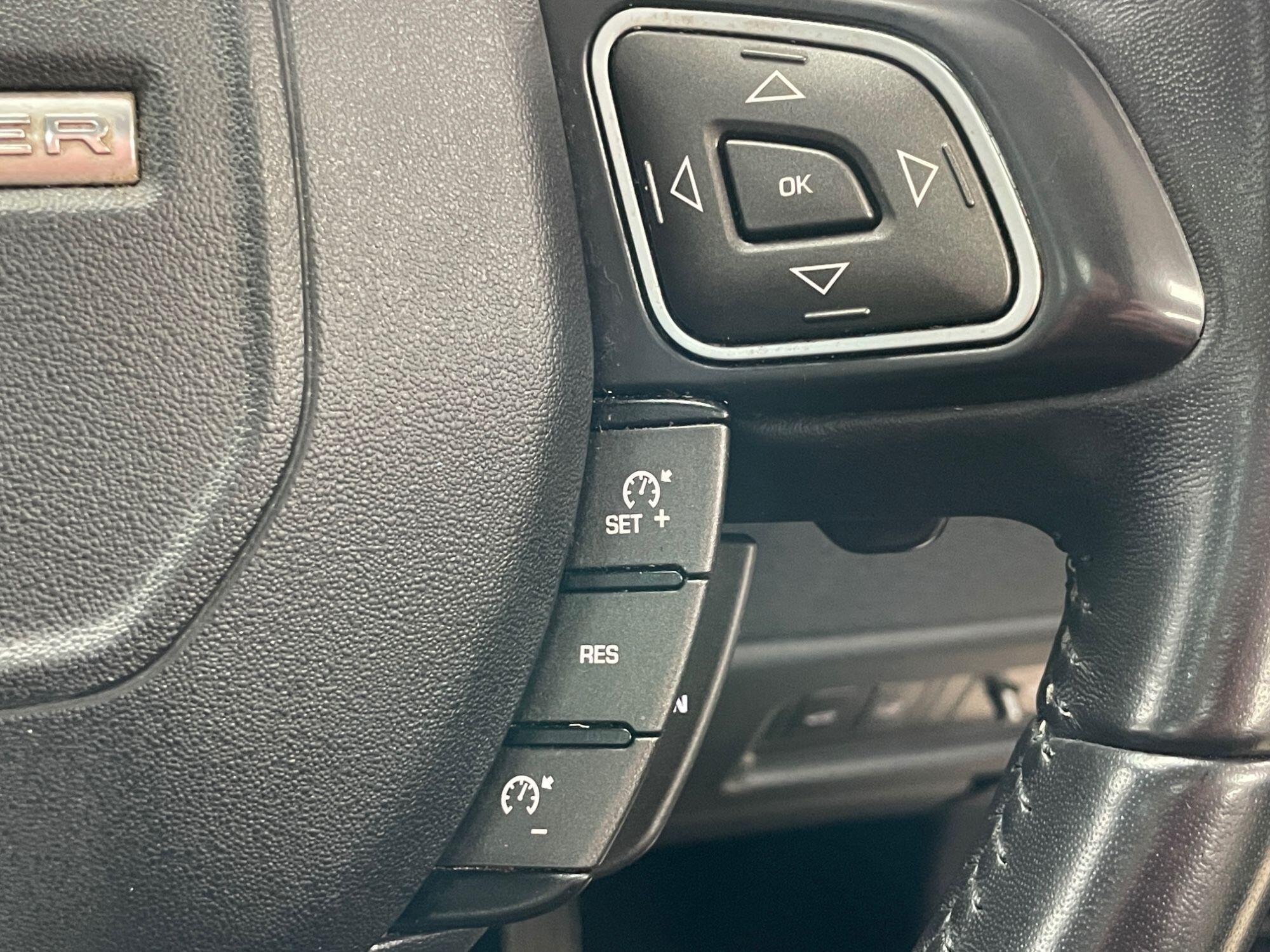 Land Rover Range Rover Evoque - Image 37