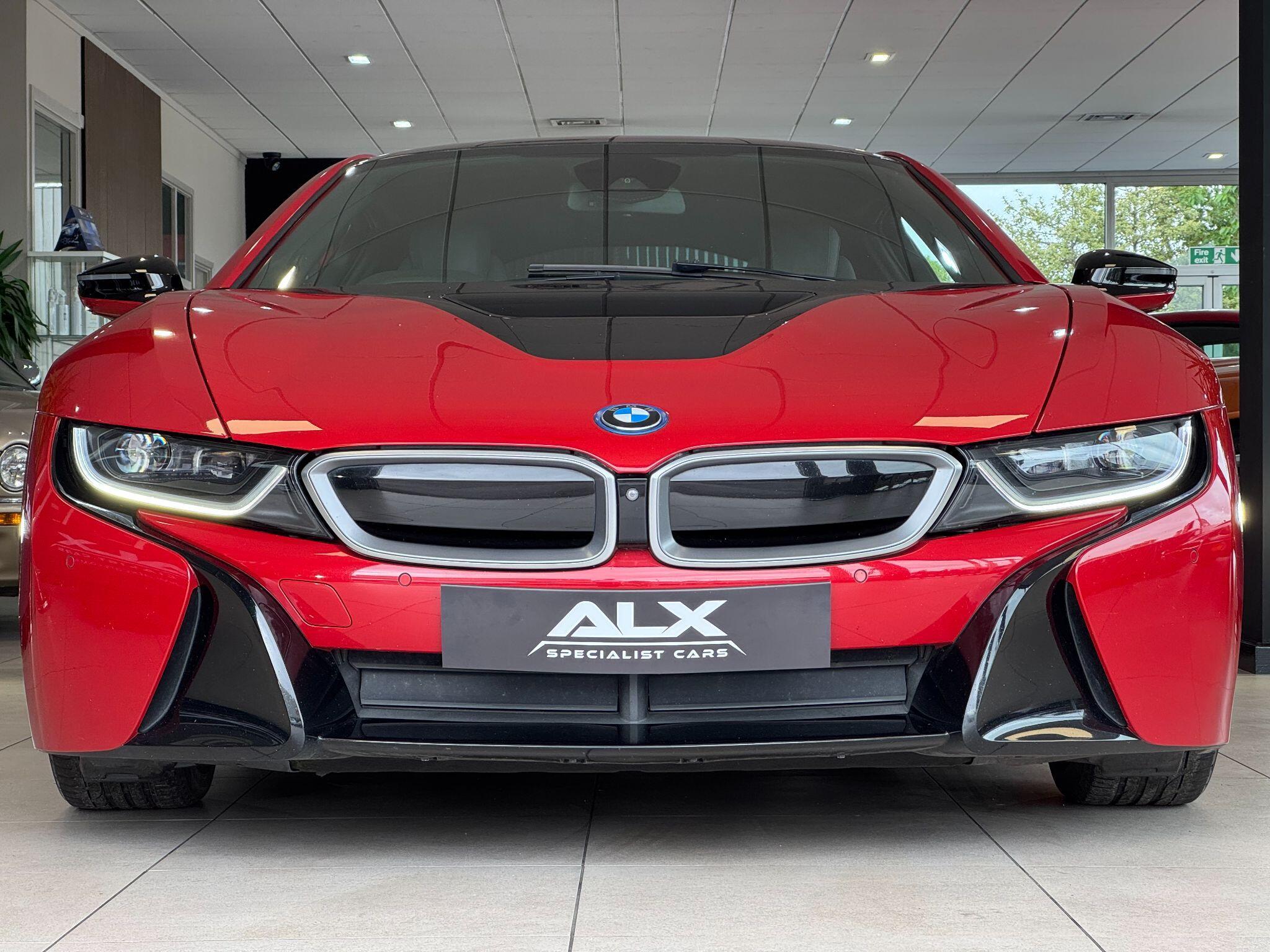BMW i8 - Image 11