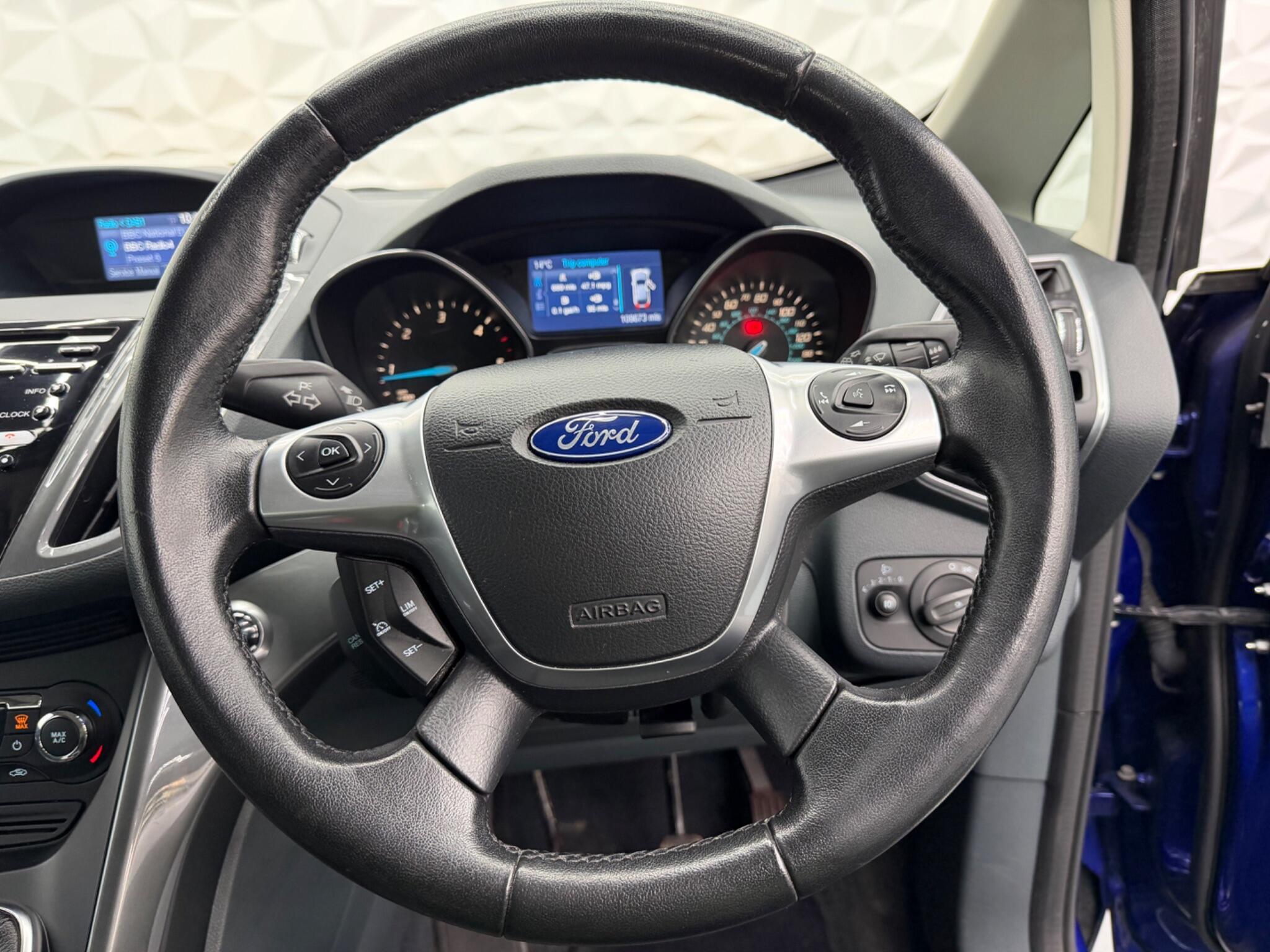Ford C-MAX - Image 11
