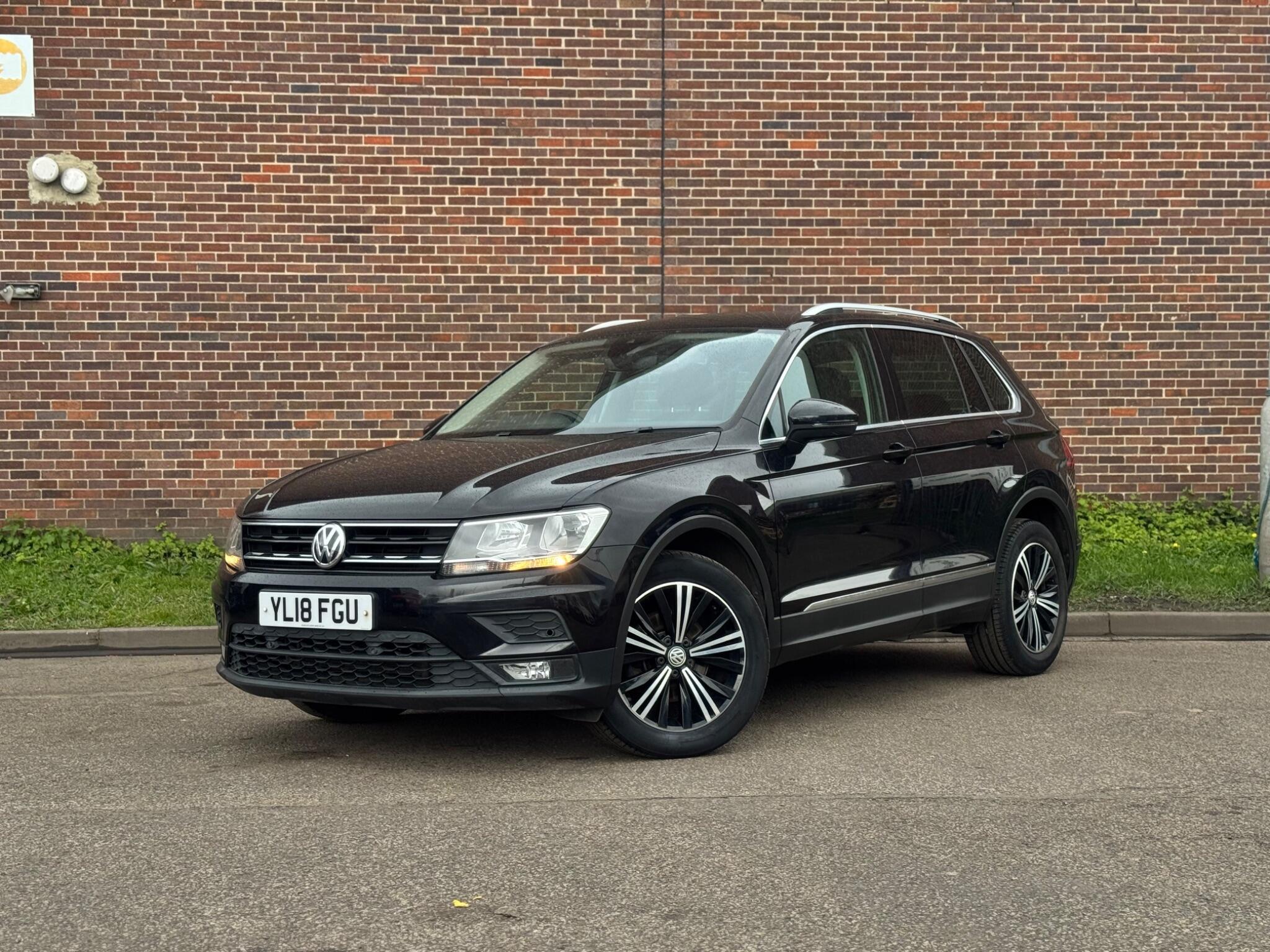 Volkswagen Tiguan - Image 2