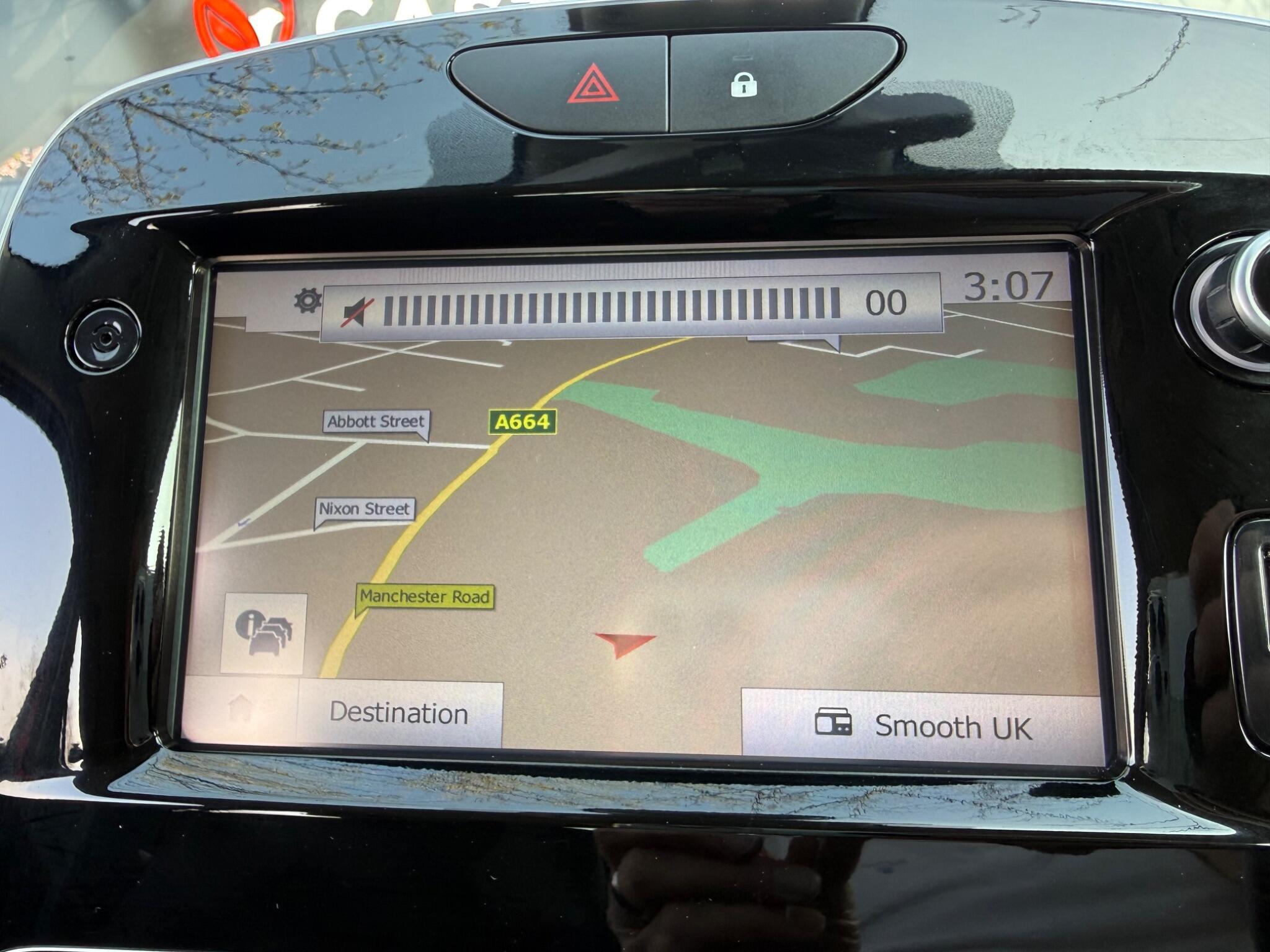 Renault Clio - Image 58