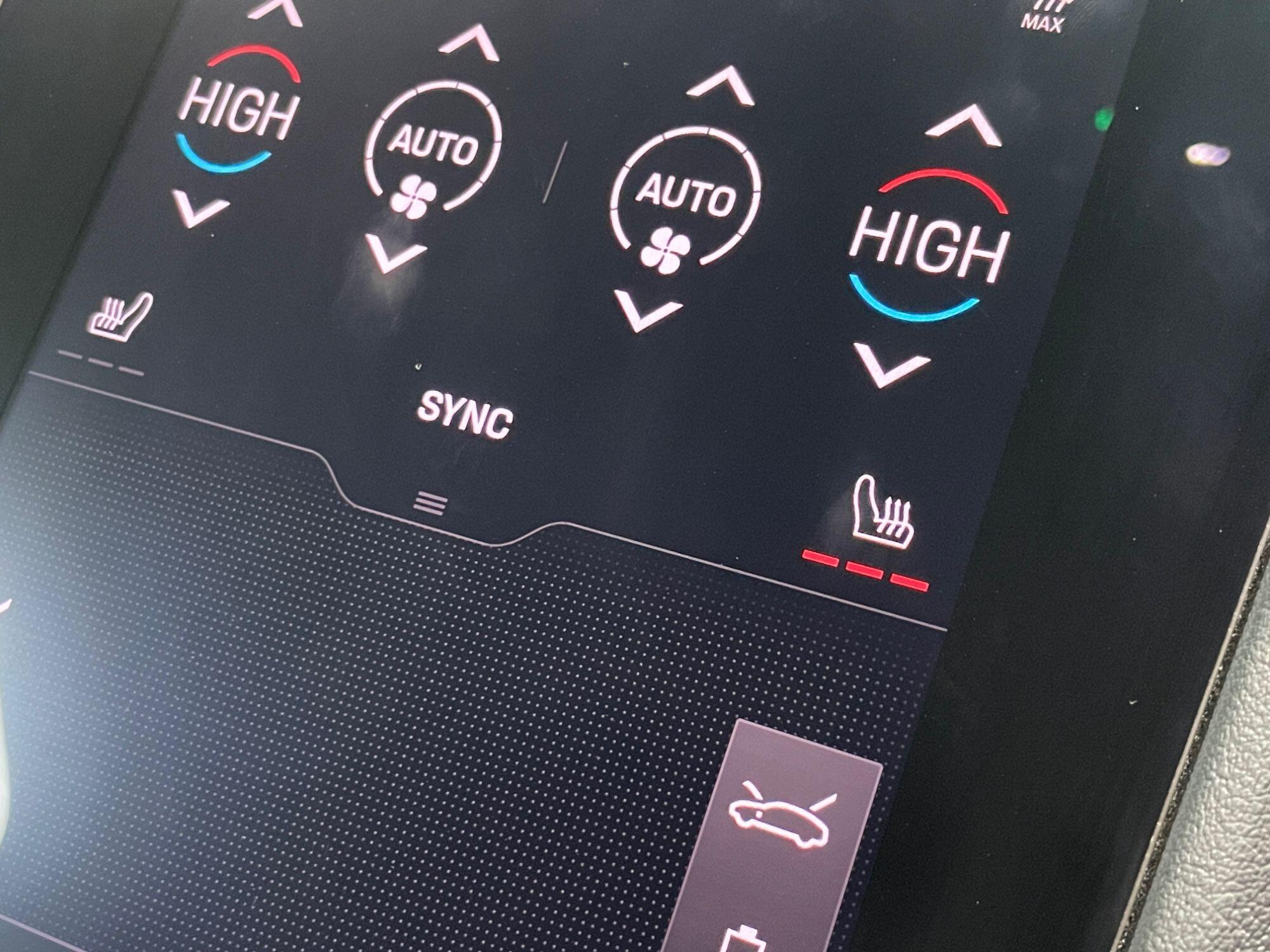 Porsche Taycan - Image 48