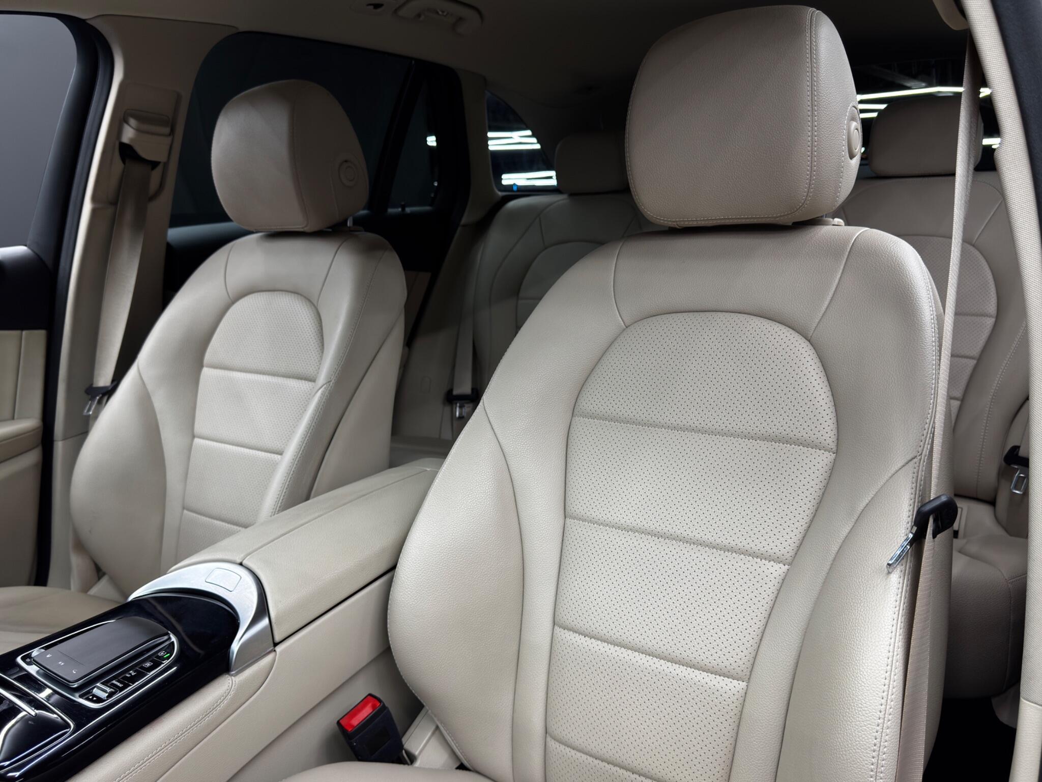Mercedes GLC - Image 14