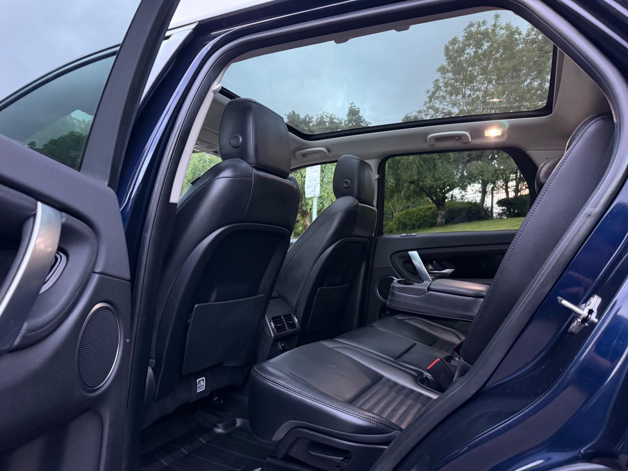 Land Rover DISCOVERY SPORT - Image 45