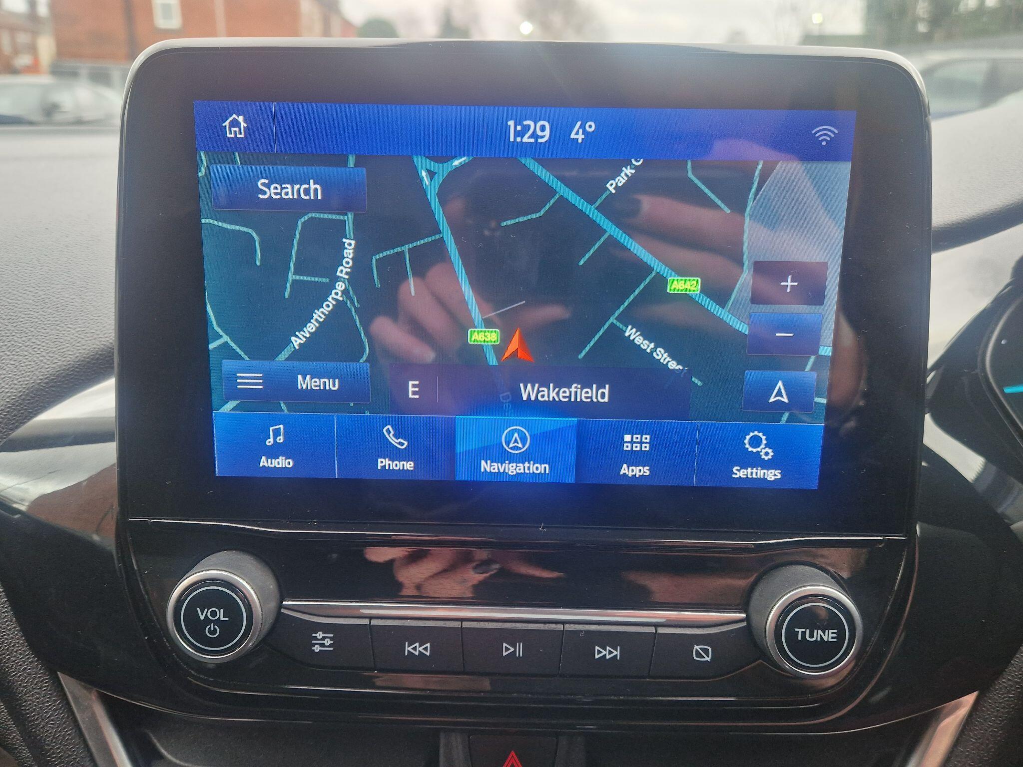 Ford Fiesta - Image 28