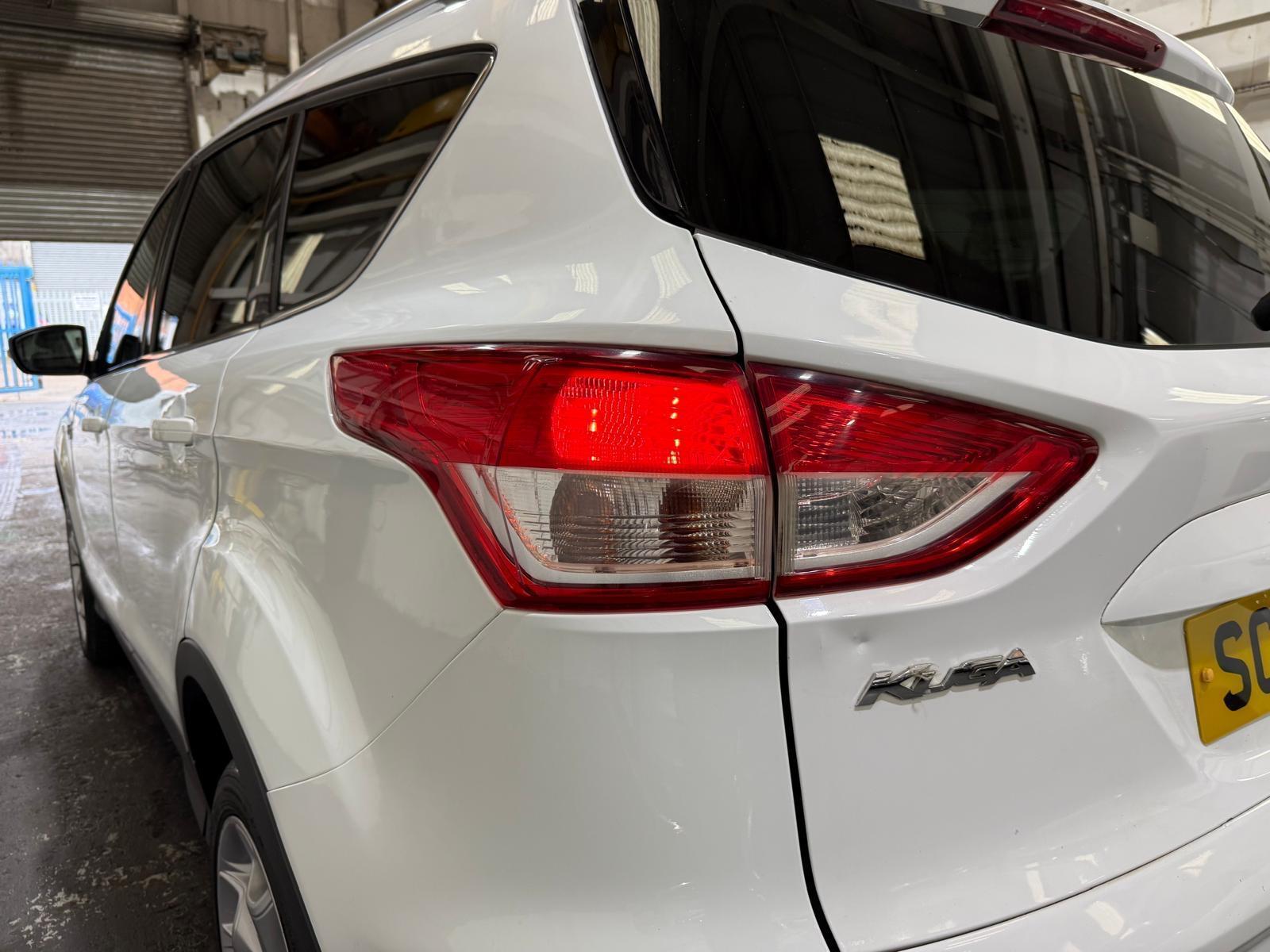 Ford Kuga - Image 13