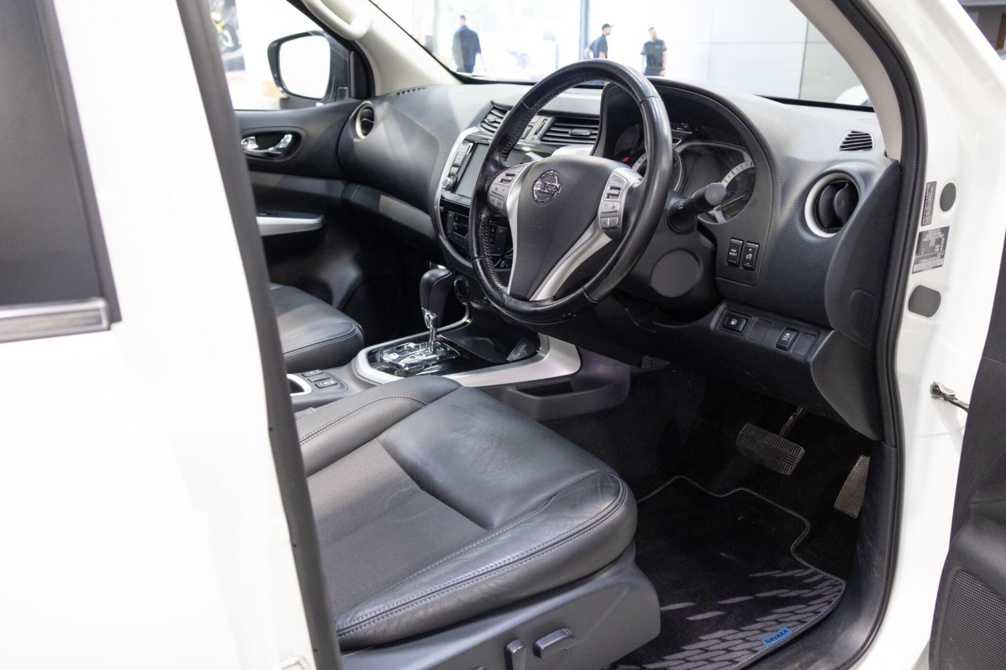 Nissan NAVARA - Image 9