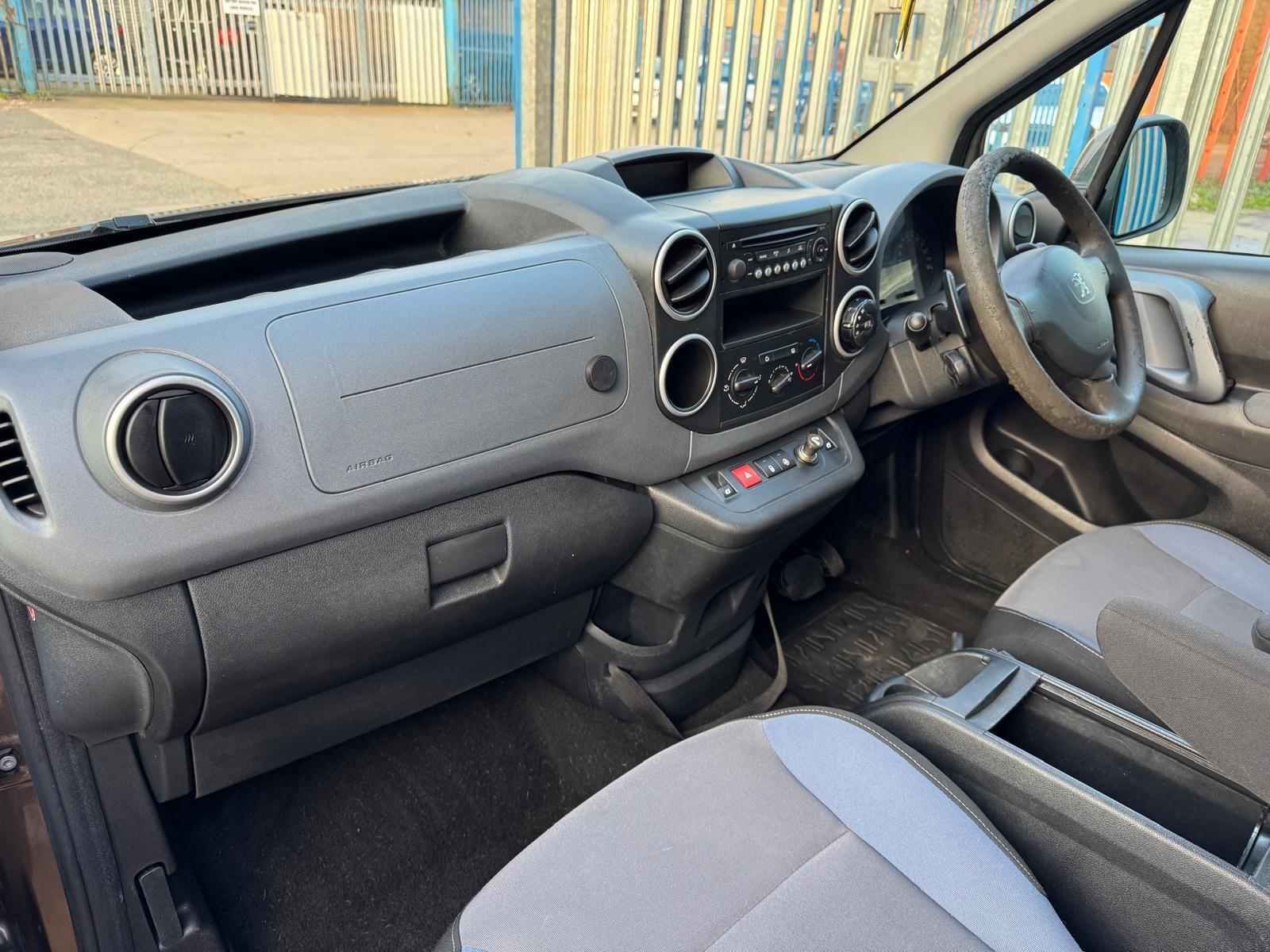 Peugeot Partner Tepee - Image 20