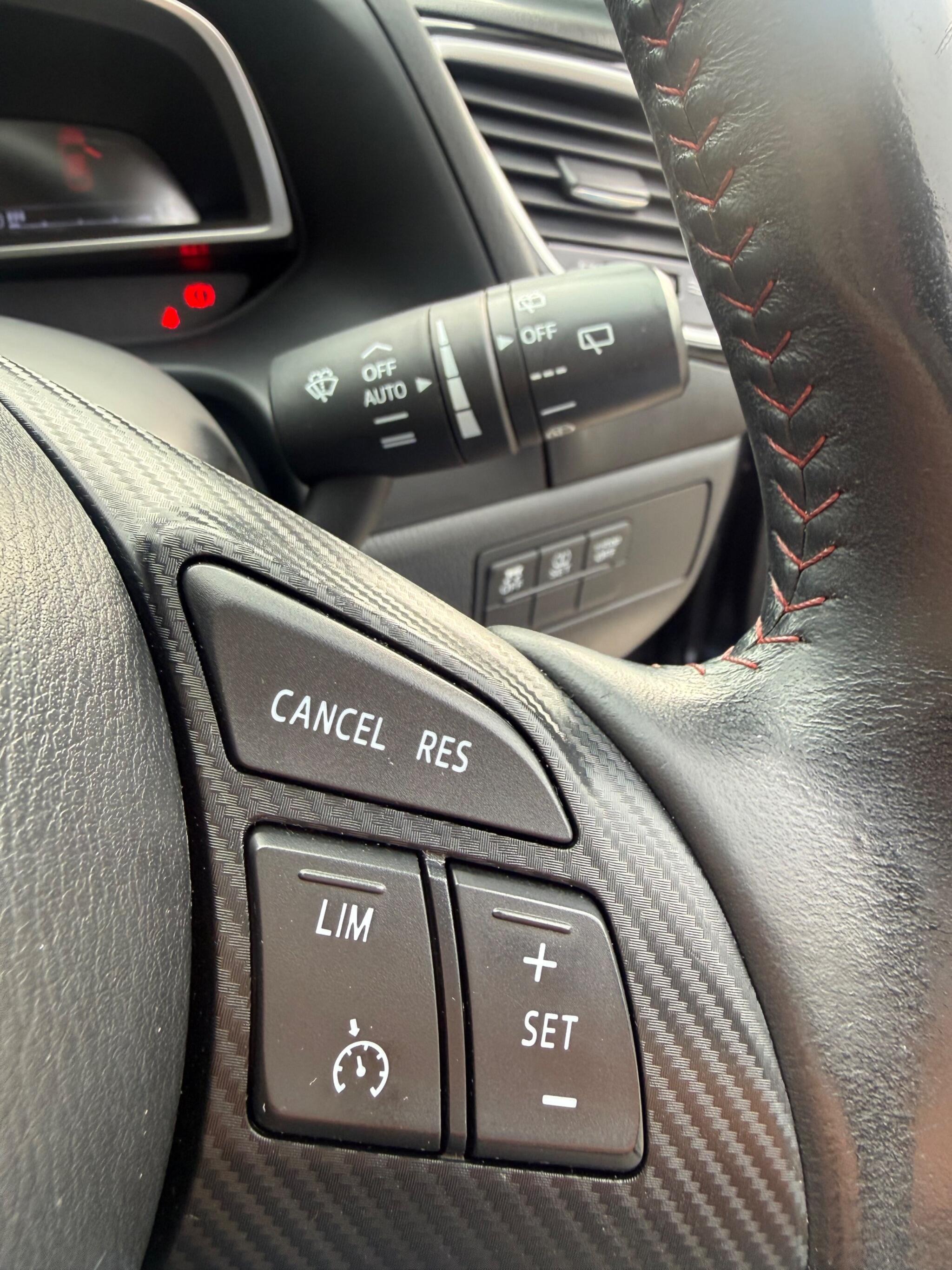 Mazda MAZDA3 - Image 17