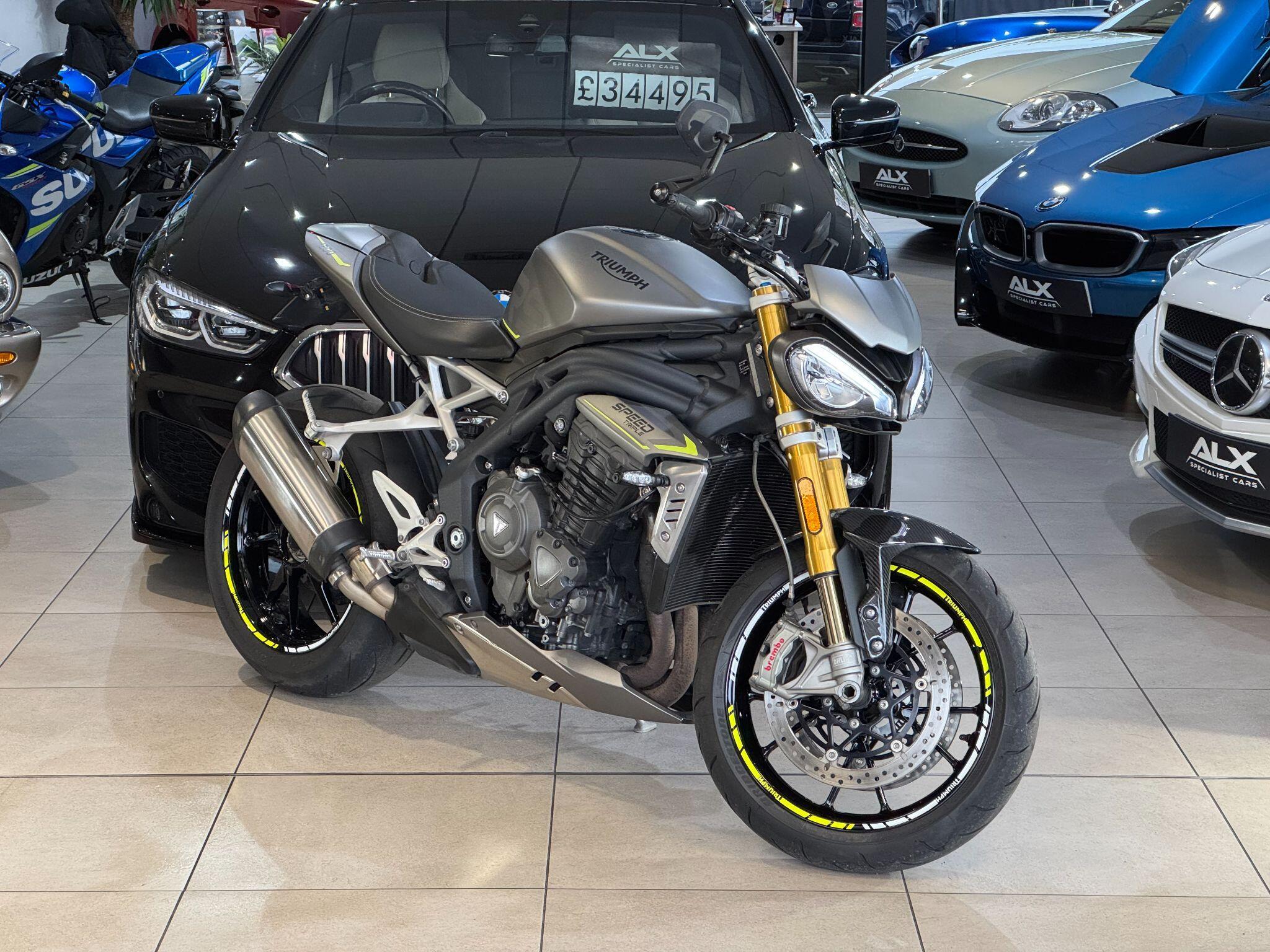 Triumph Speed Triple 1200 - Image 3