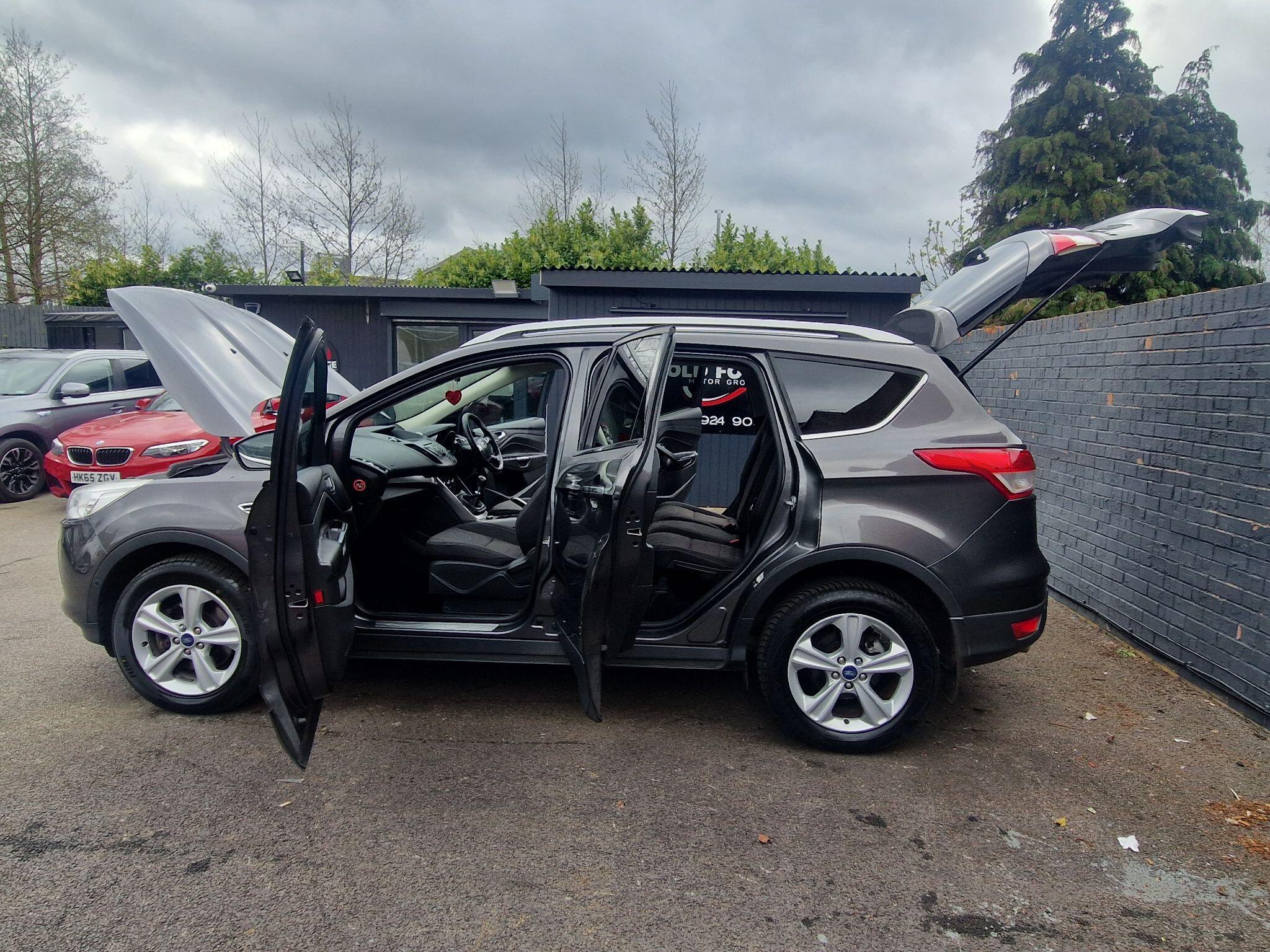 Ford Kuga - Image 15
