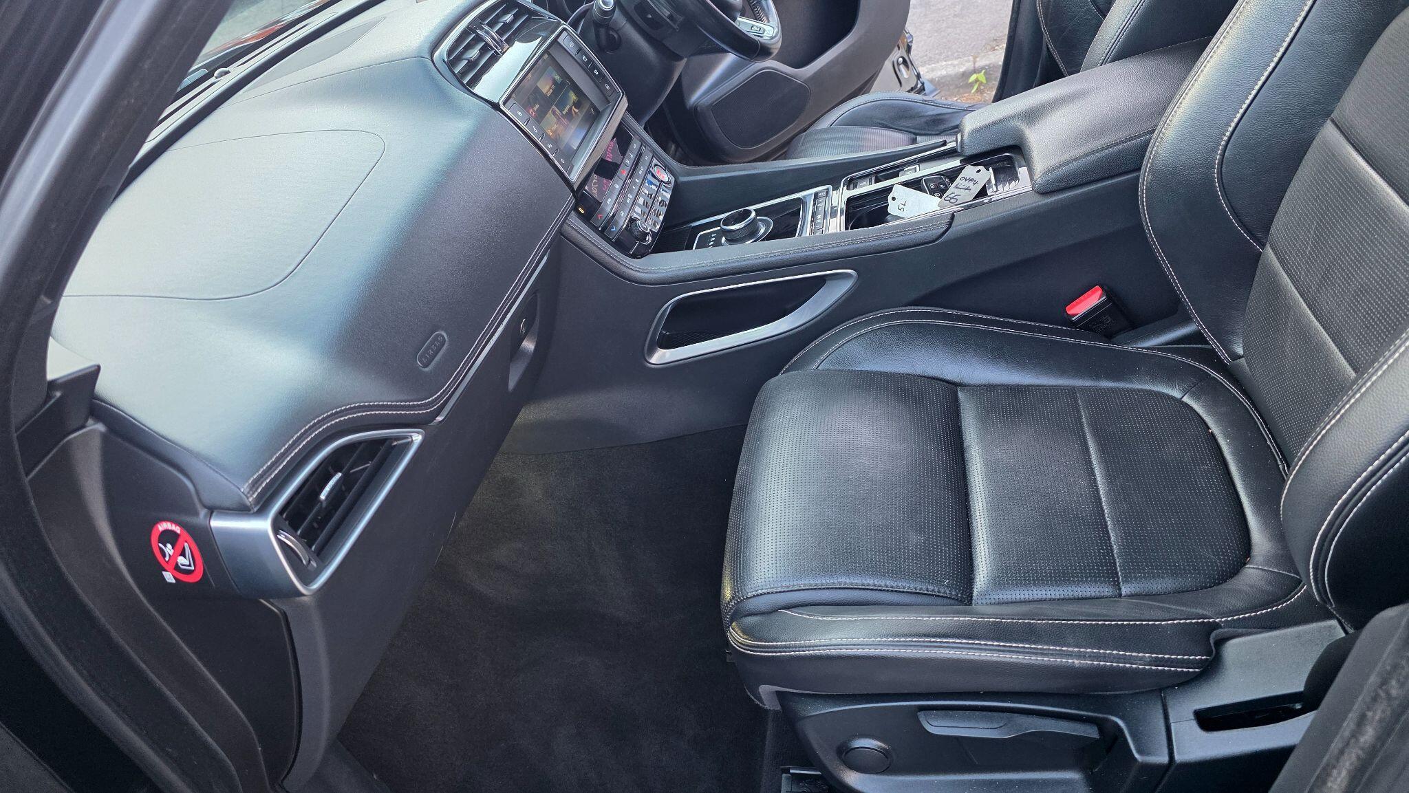 Jaguar F-Pace - Image 39